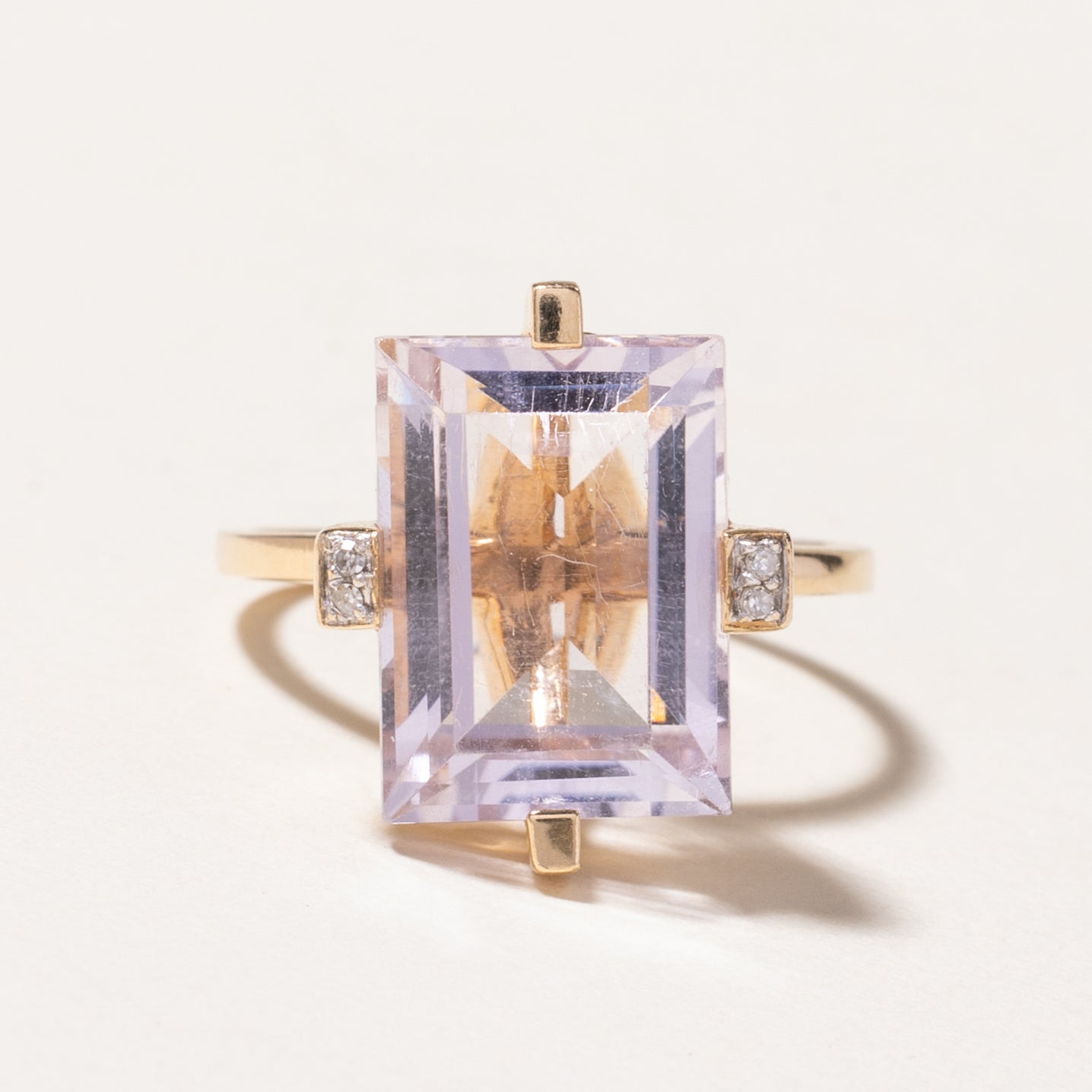 Bague cocktail en or 14 carats avec améthyste et diamants | 0,02 ct | Taille 7