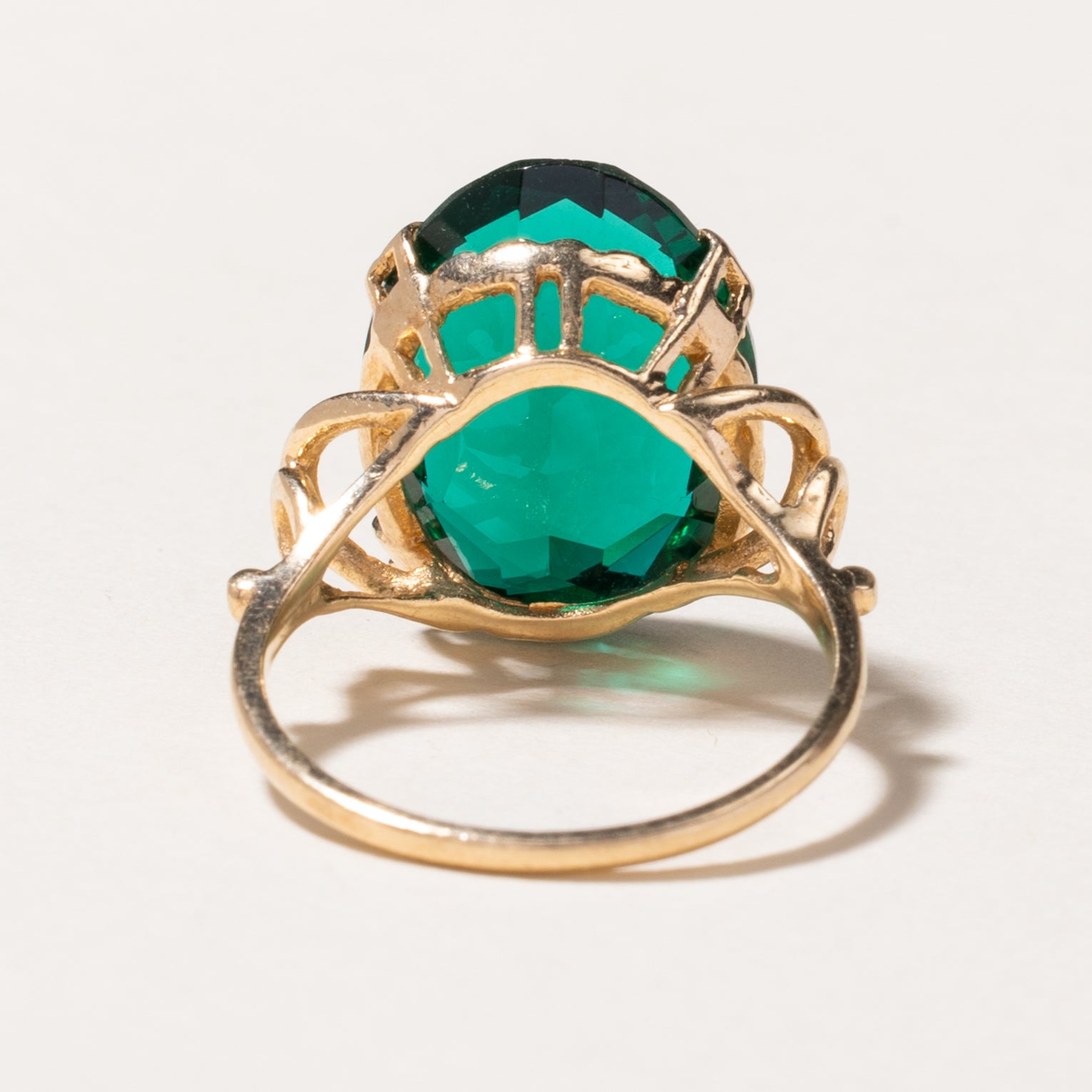10k Yellow Gold Green Glass Cocktail Ring | SZ 7.5