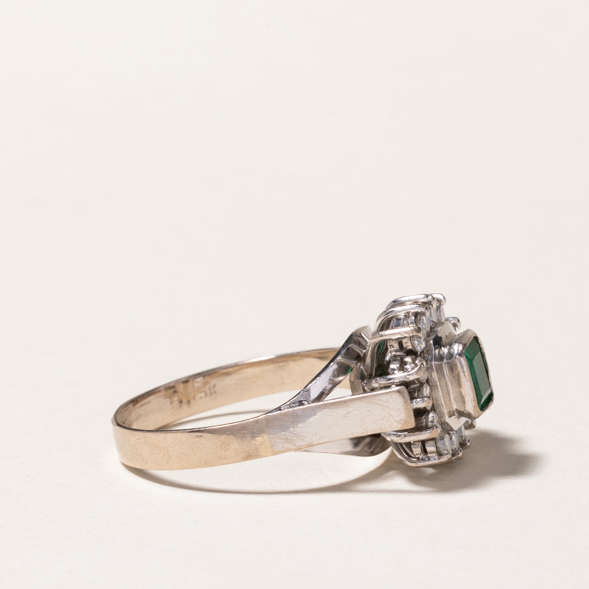 18k White Gold Emerald & Diamond Petal Ring | 0.35ct, 0.28ctw | SZ 8.25