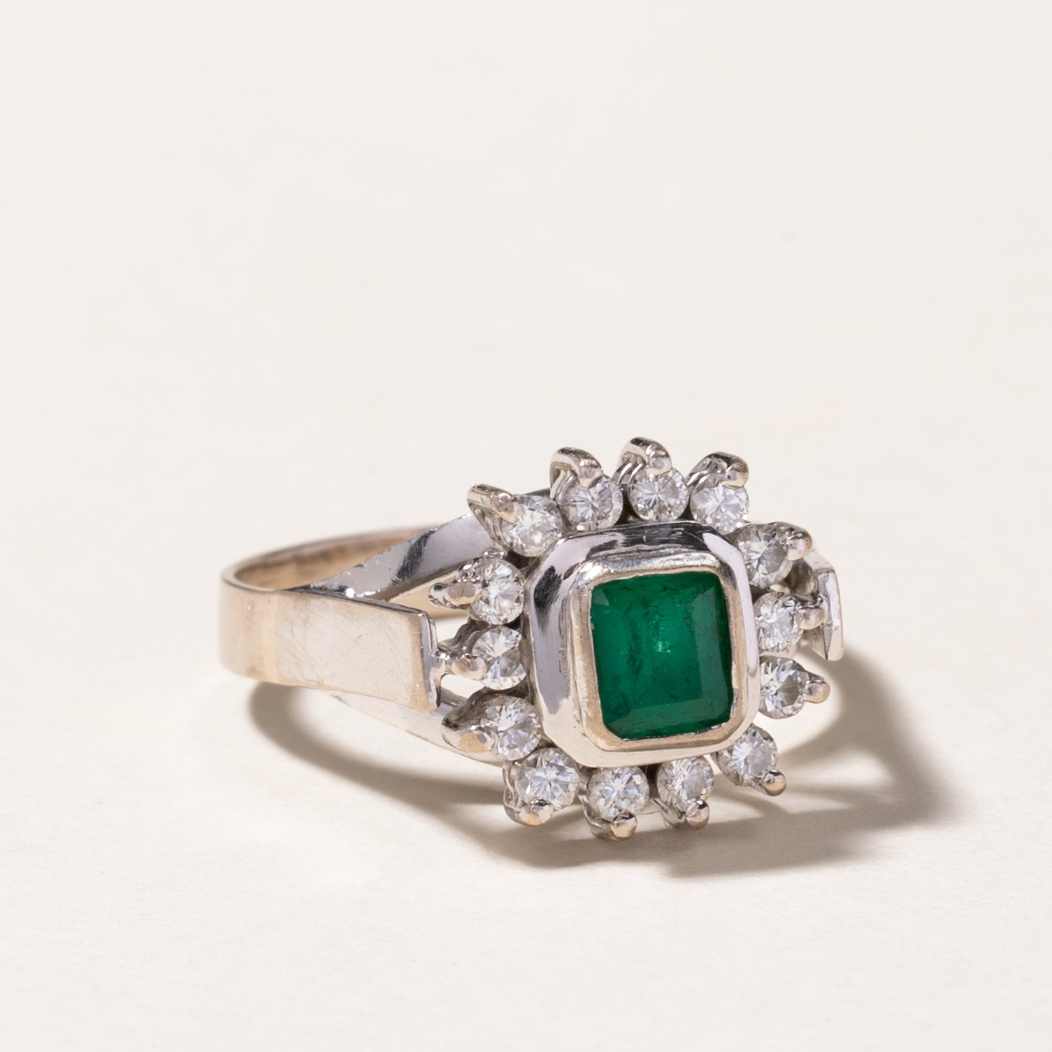 18k White Gold Emerald & Diamond Petal Ring | 0.35ct, 0.28ctw | SZ 8.25