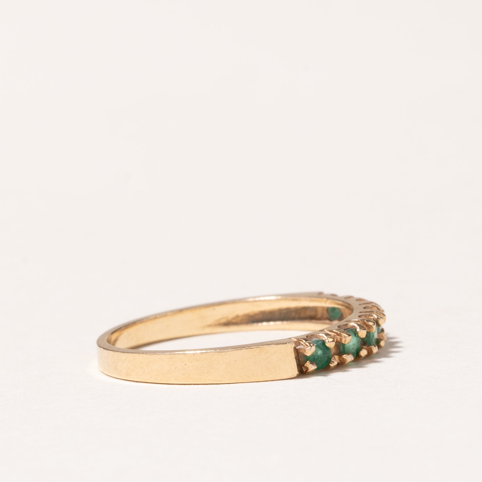 14k Six Stone Emerald Ring | 0.18ctw | SZ 6