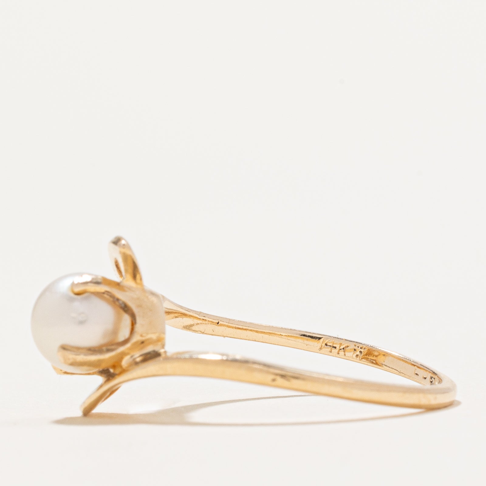 Pearl Bypass Ring | 5.70mm | SZ 6