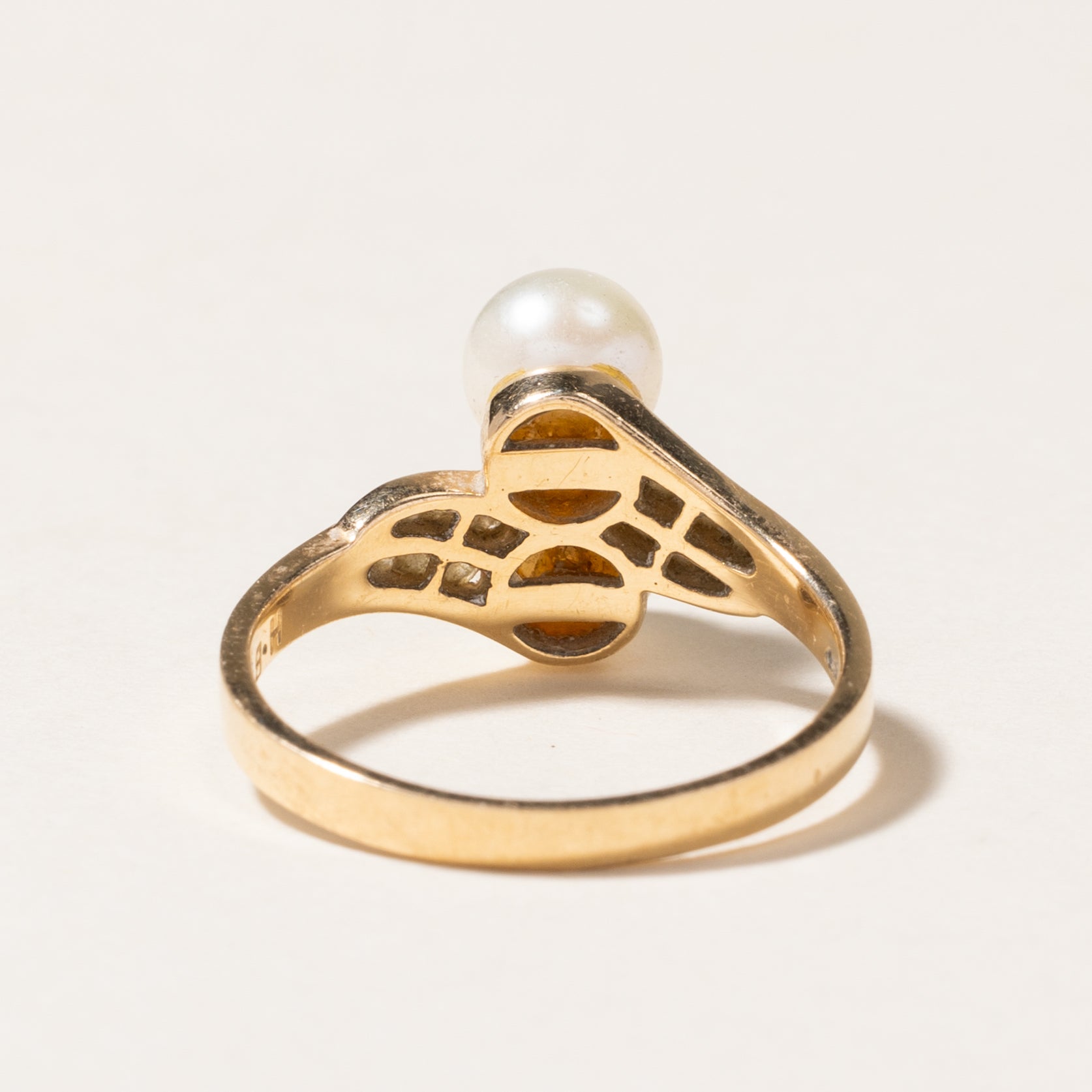 Toi et Moi Pearl & Diamond Ring | SZ 7