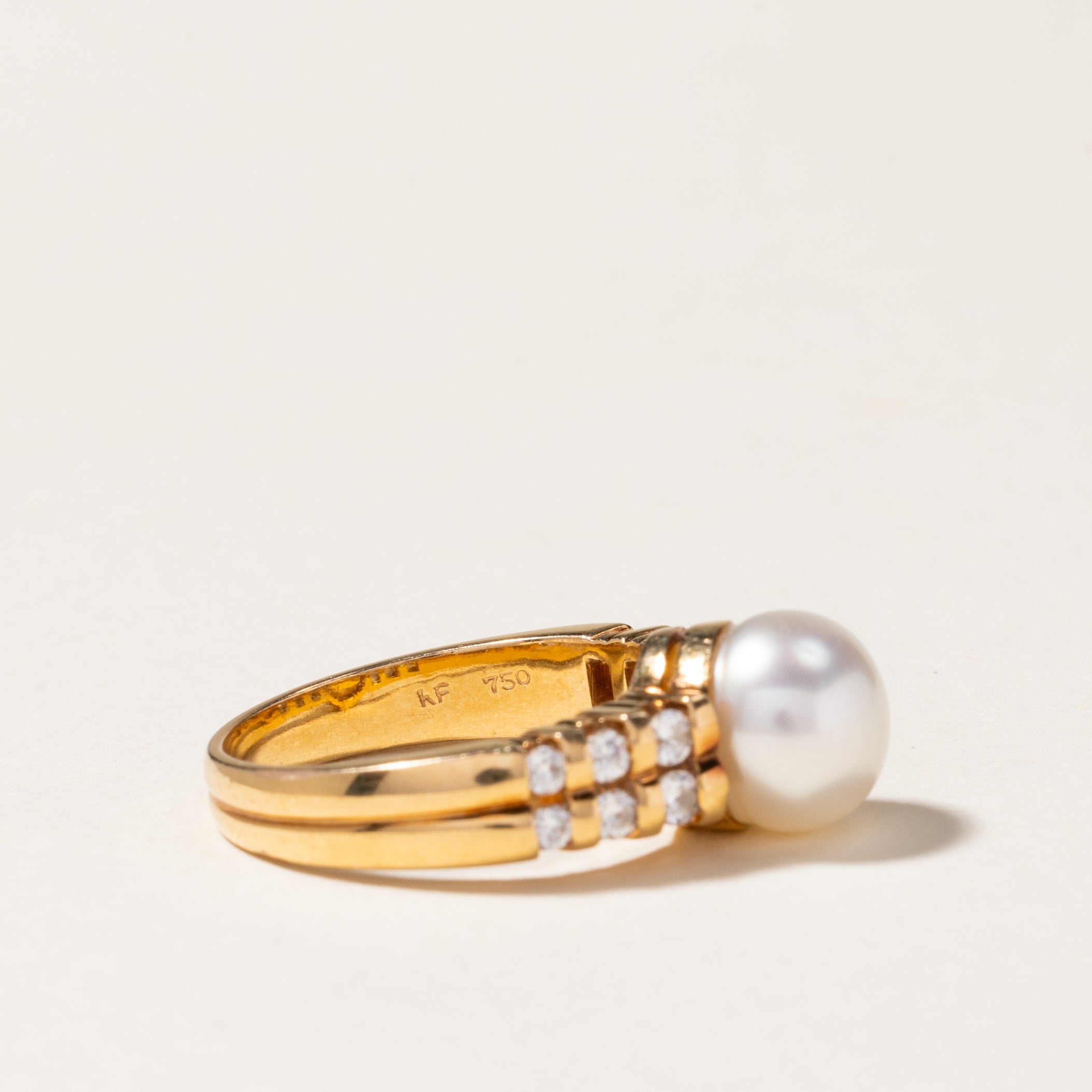 Vintage Yellow Gold Pearl and Diamond Ring | 8.00mm, 0.20ctw | SZ 5.25