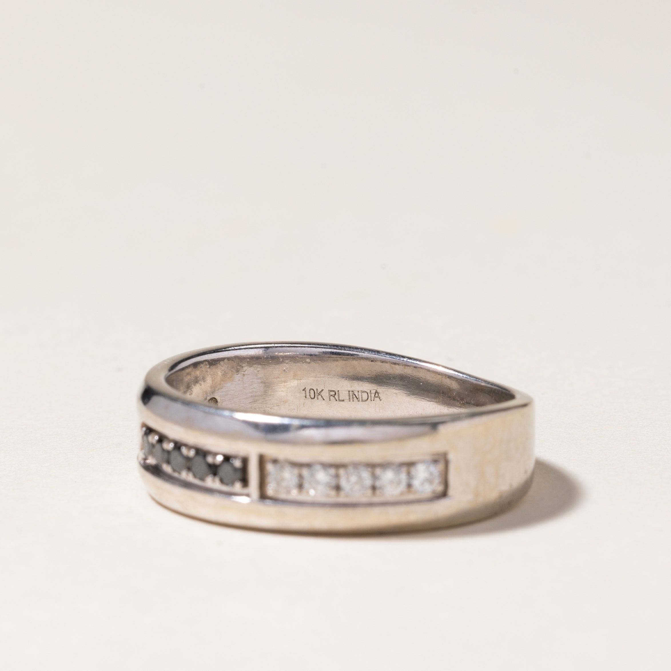 Black & White Diamond Band | 0.30ctw, 0.125ctw | SZ 9.75