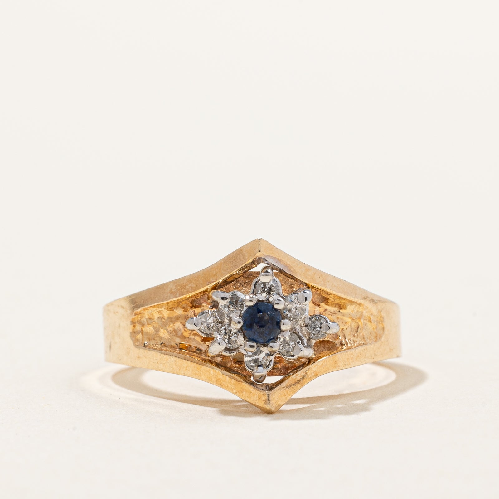 Diamond & Blue Sapphire Ring | 0.10ctw, 0.06ct | SZ 6.75 |