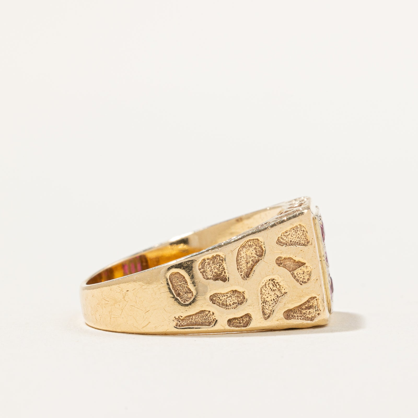 Ruby Signet Ring | 0.56ctw | SZ 10.5 |