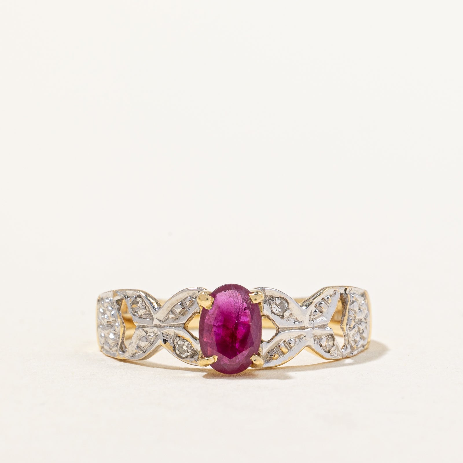 Ruby & Diamond Ring | 0.60ct, 0.04ctw | SZ 6.75 |