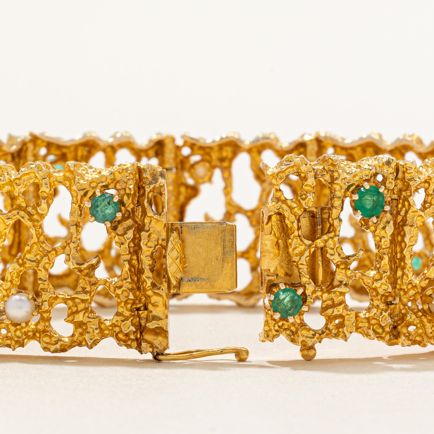Seed Pearl & Emerald Bracelet | 1.65ctw, 1.00ctw | 7" |