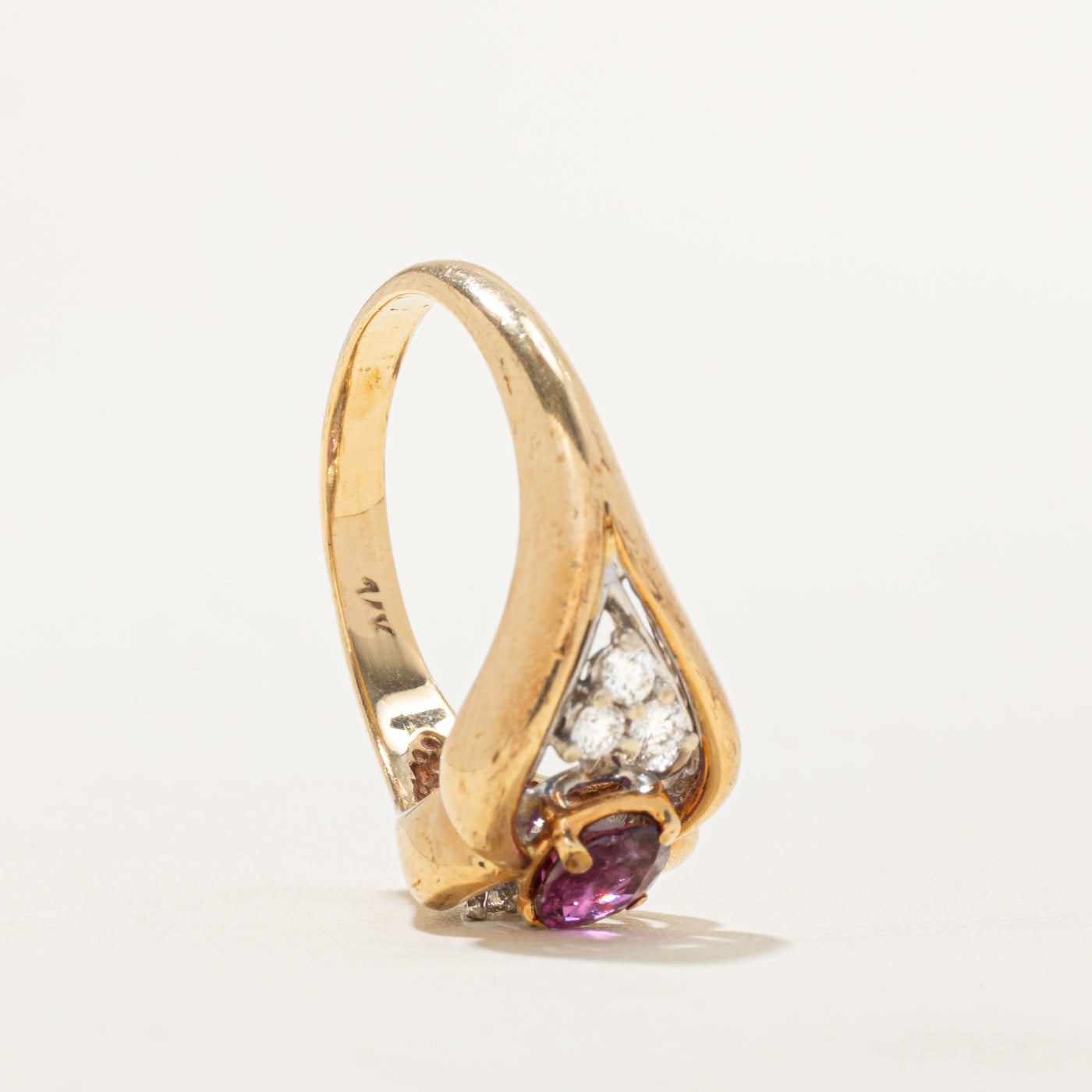 Ruby & Diamond Ring | 0.20ctw, 0.99ct | SZ 8 |