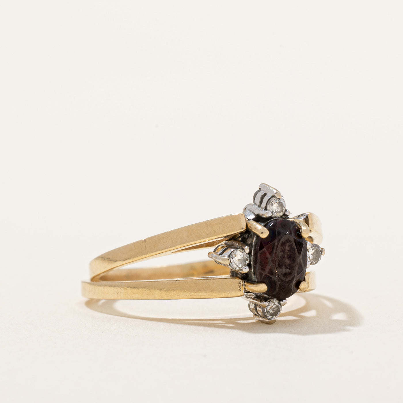 Garnet & Diamond Flippable Ring | 0.85ct, 0.38ctw | SZ 8.75 |