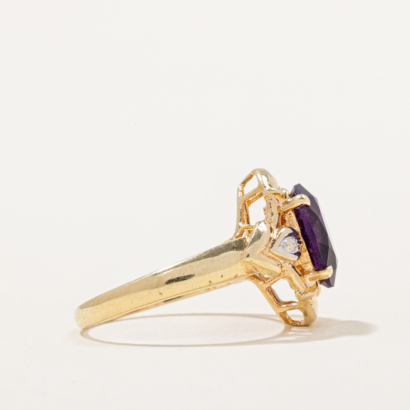 Amethyst & Diamond Cocktail Ring | 2.40ct, 0.02ctw | SZ 6.5 |
