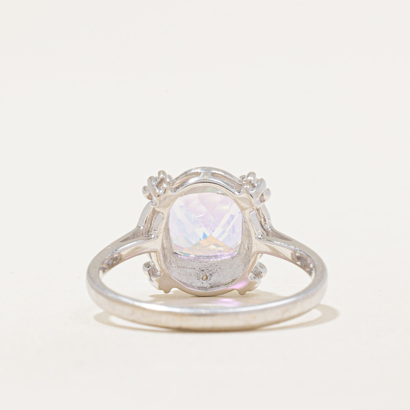 Bague cocktail en topaze mystique et diamants | 3,00 ct, 0,02 ct au total | Taille 7 |