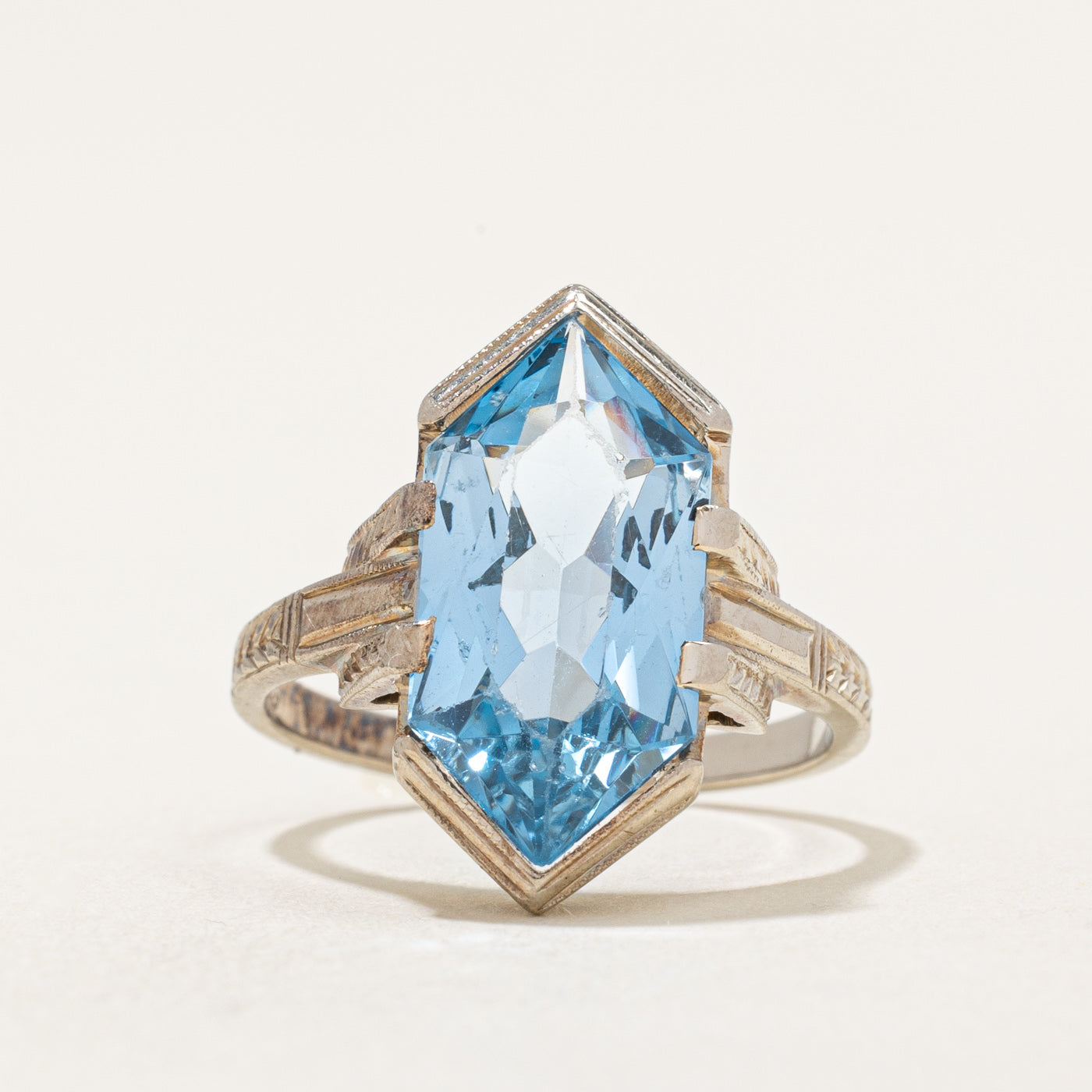 Bague style Art Déco en spinelle synthétique | 3,50 ct | Taille 5,5 |