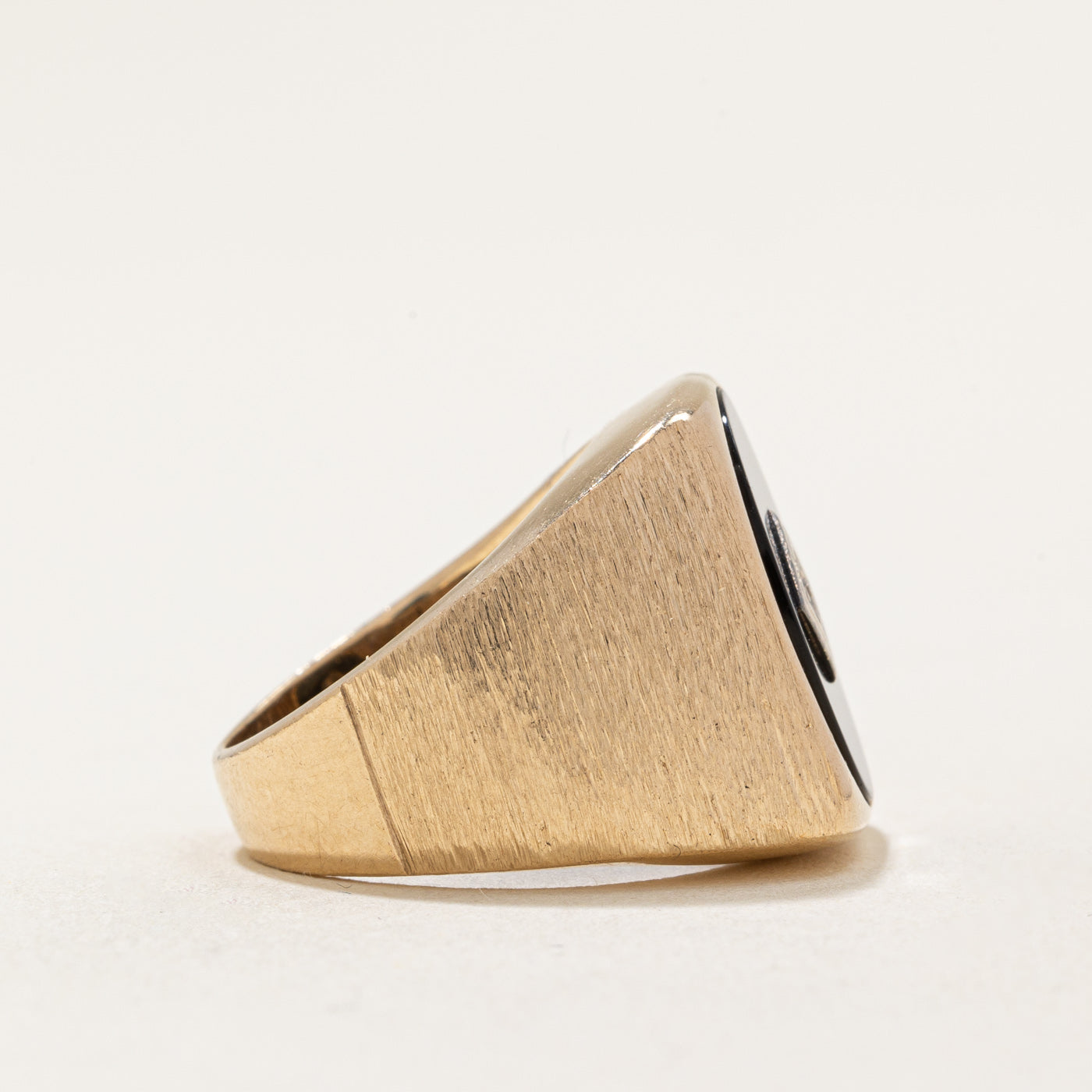 Onyx & Diamond Cocktail Ring | 4.00ct, 0.02ct | SZ 4.75 |