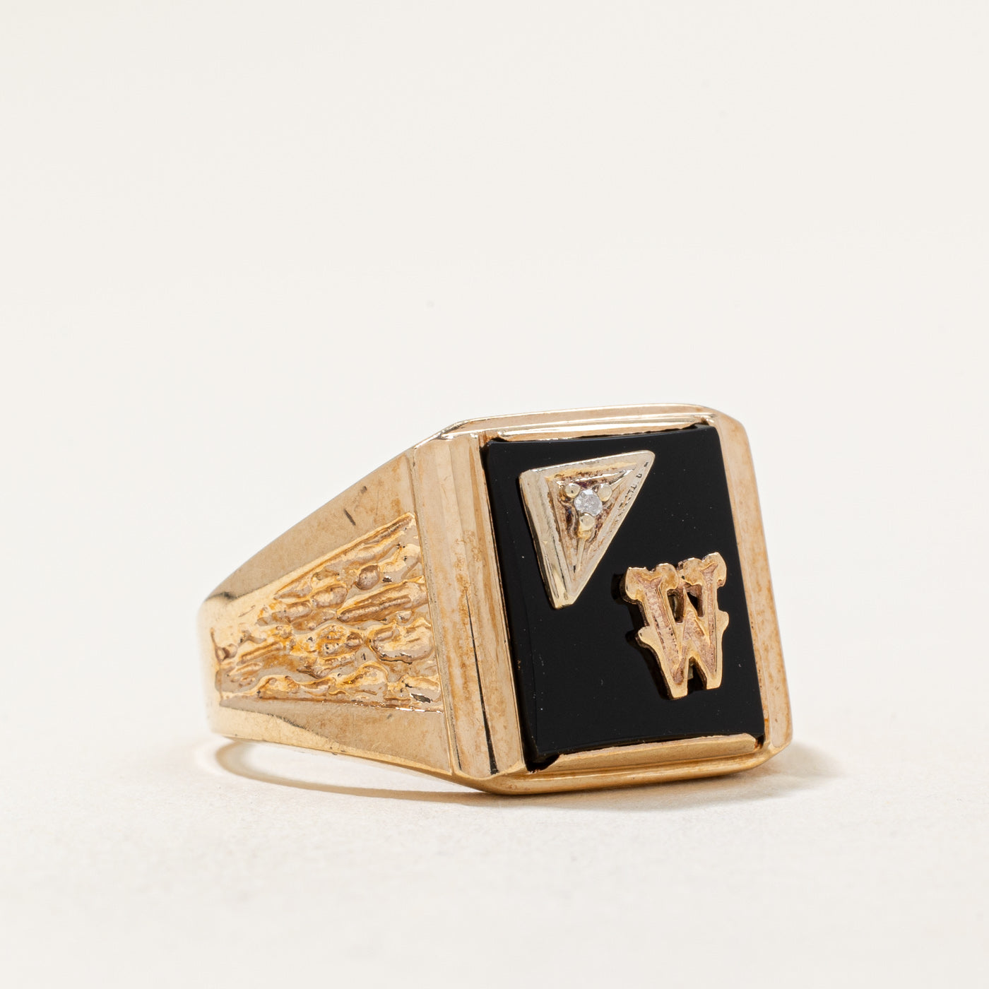 Onyx & Diamond 'W' Signet Ring | 4.00ct, 0.005ct | SZ 9 |