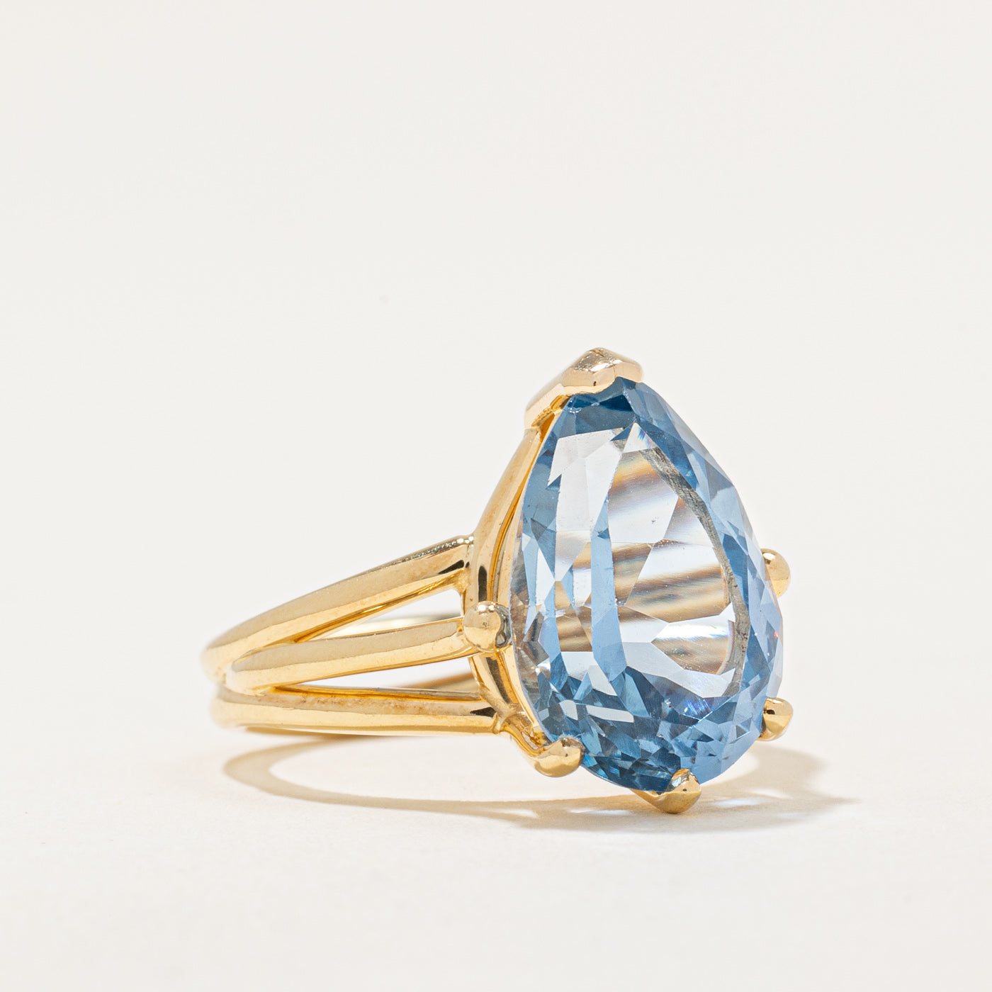 Synthetic Spinel Cocktail Ring | 5.00ct | SZ 6 |