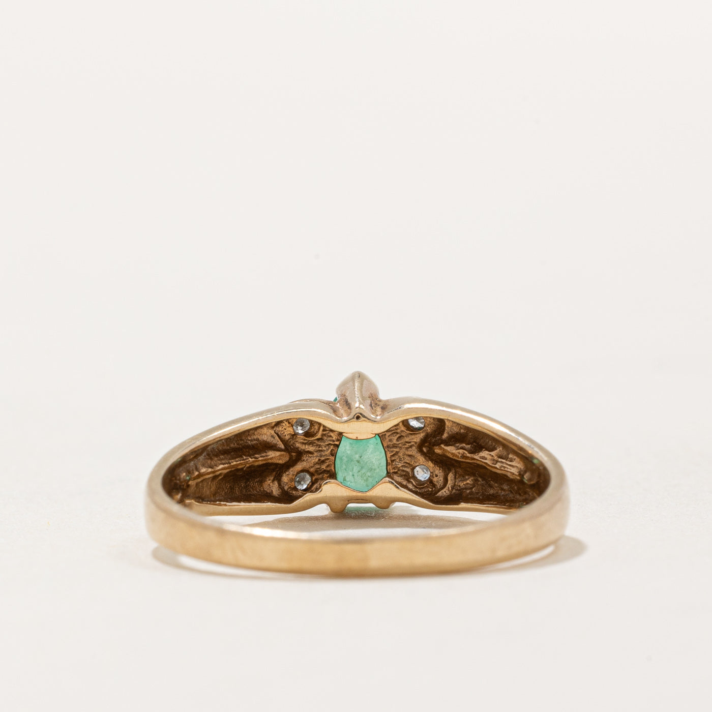 Pear Cut Emerald & Diamond Ring | 0.30ct, 0.02ctw | SZ 8.25 |