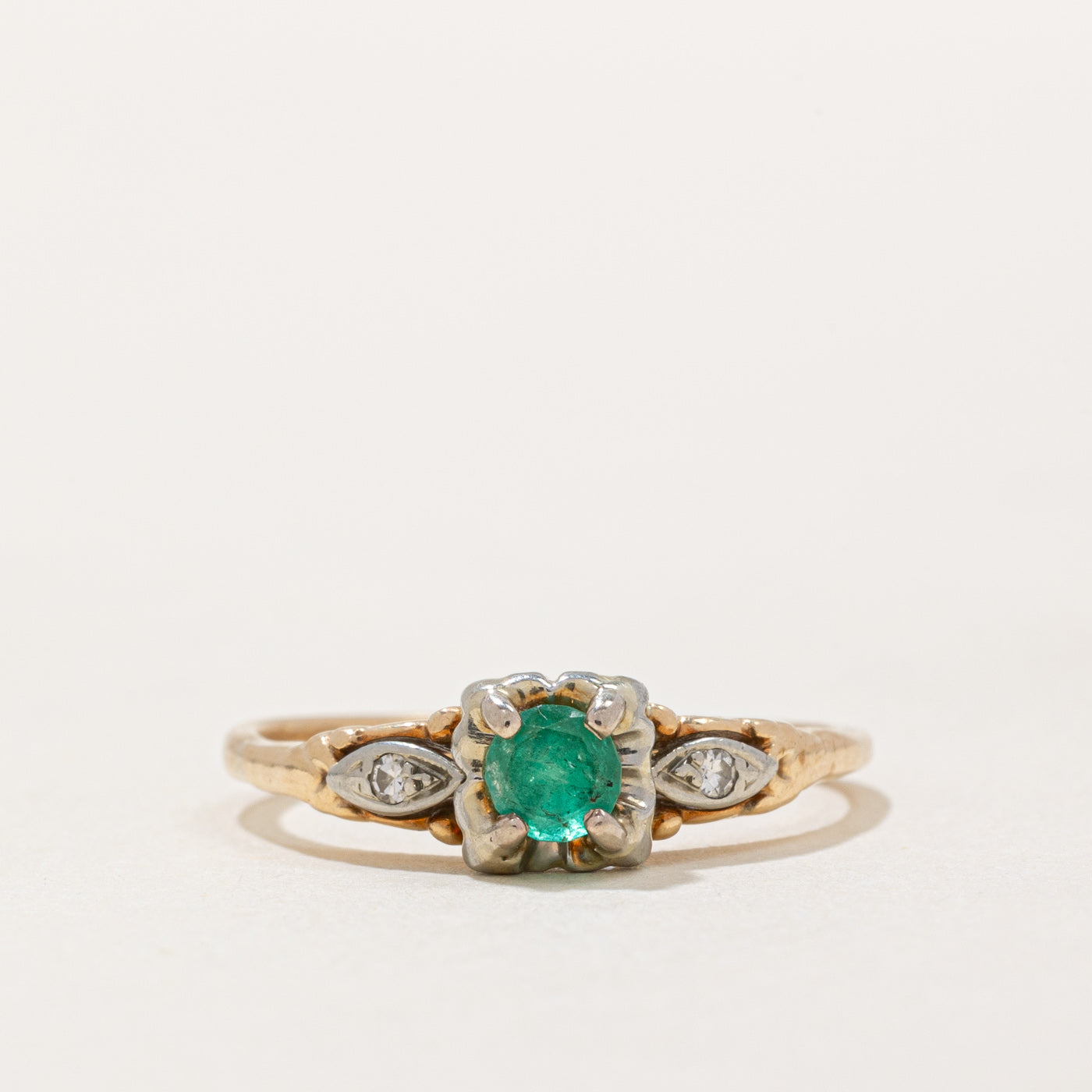 Vintage Emerald & Diamond Ring | 0.17ct, 0.02ctw | SZ 6.5 |