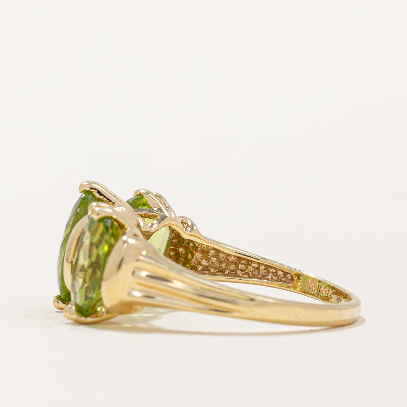 Bague trois pierres péridot | 4,20 ct | Taille 7 |
