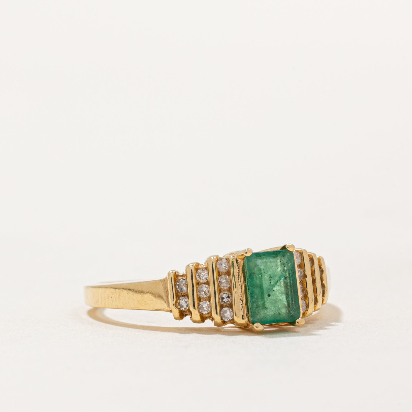 Emerald & Diamond Ring | 0.46ct, 0.10ctw | SZ 8.75 |