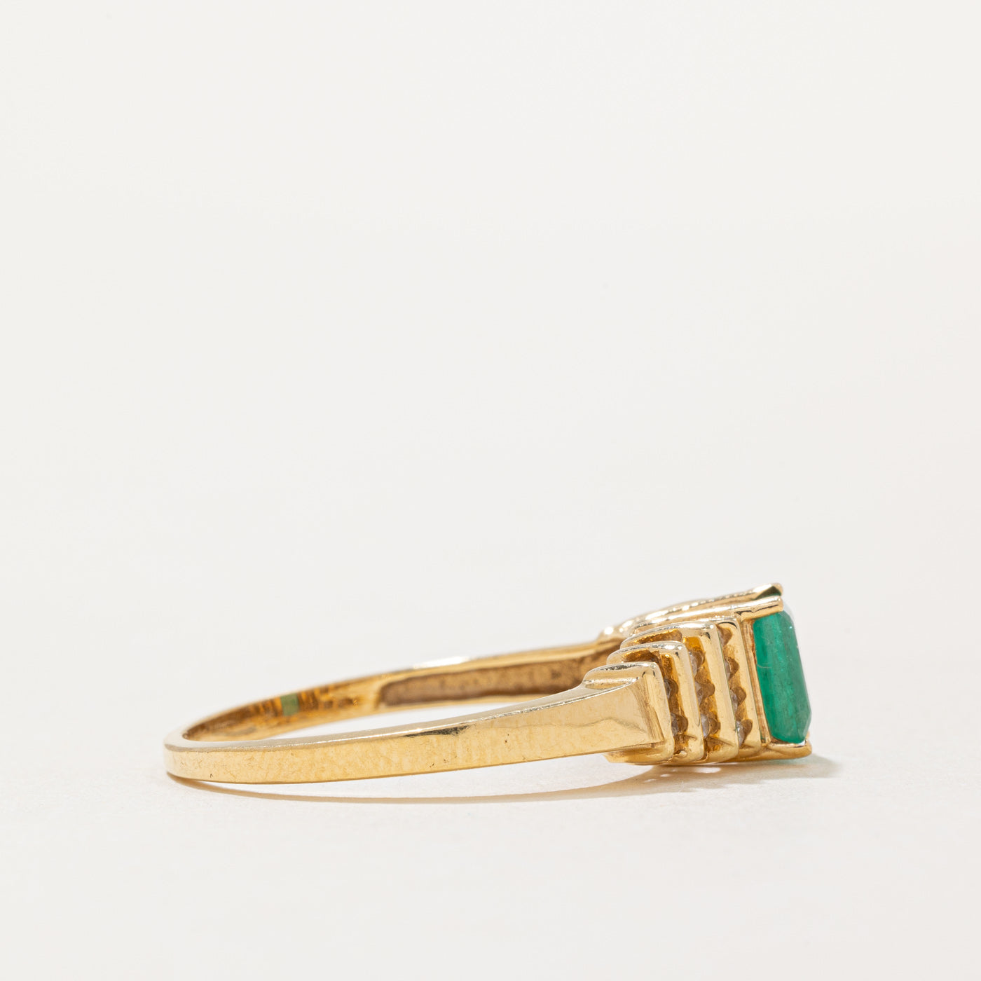 Emerald & Diamond Ring | 0.46ct, 0.10ctw | SZ 8.75 |