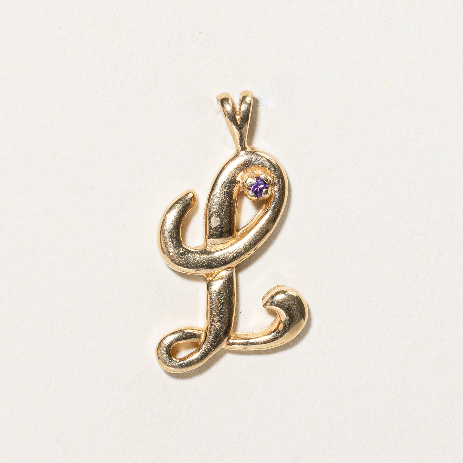 Synthetic Spinel 'L' Pendant | 0.02ct |