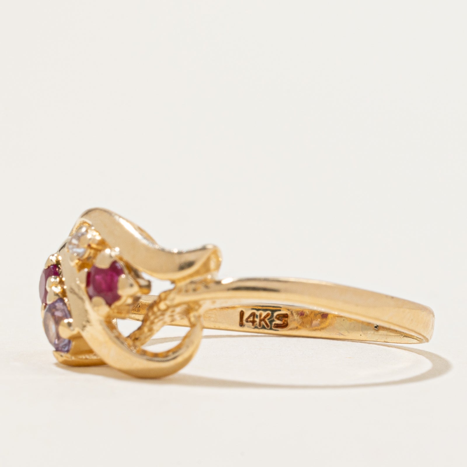 Scattered Multi Gemstone Rings | 0.25ctw, 0.02ct | SZ 6.75 |