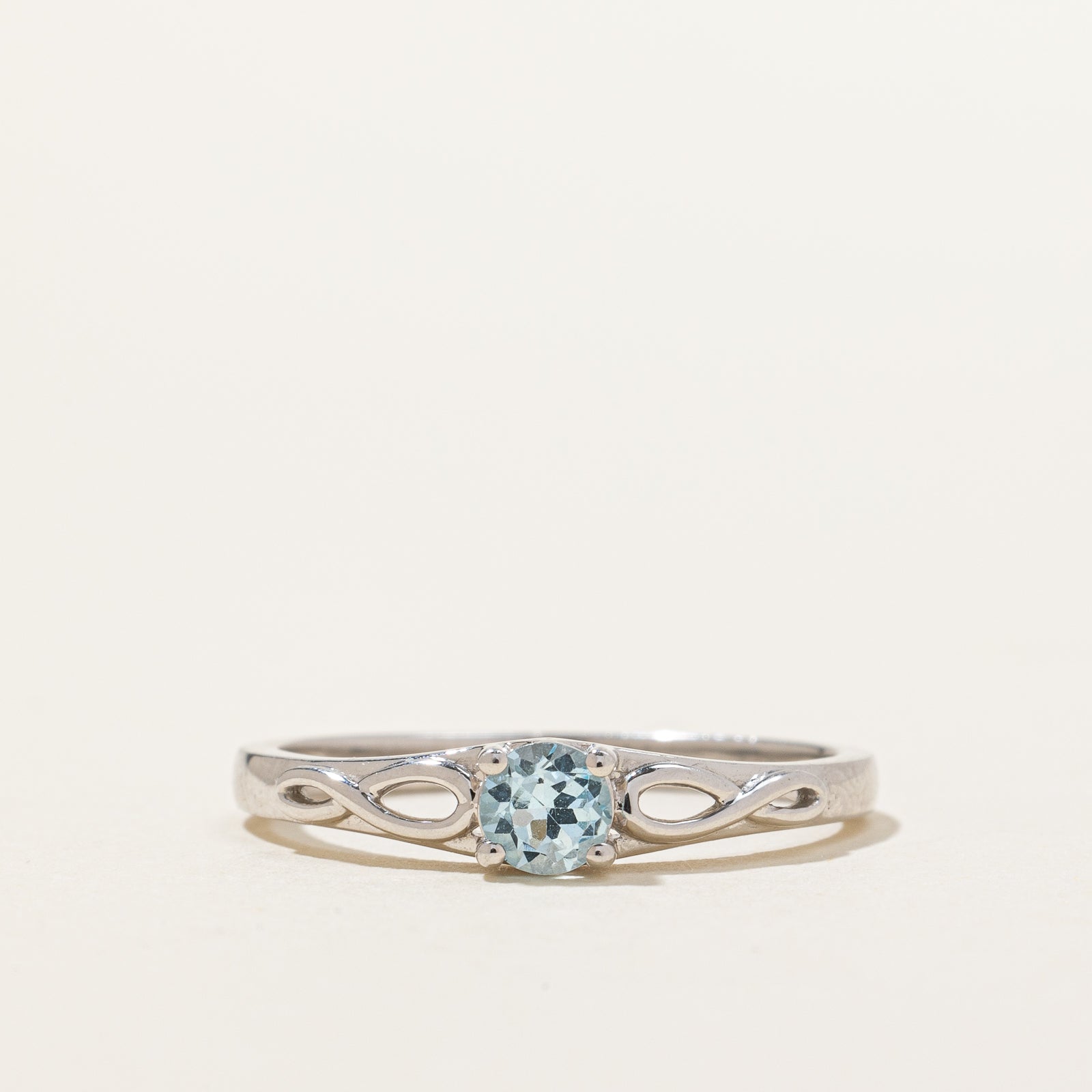 Blue Topaz Twisted Ring | 0.30ct | SZ 6.75 |