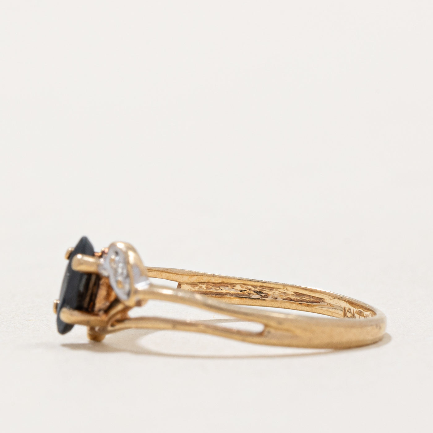 Sapphire & Diamond Ring | 0.22ct, 0.01ctw | SZ 4 |