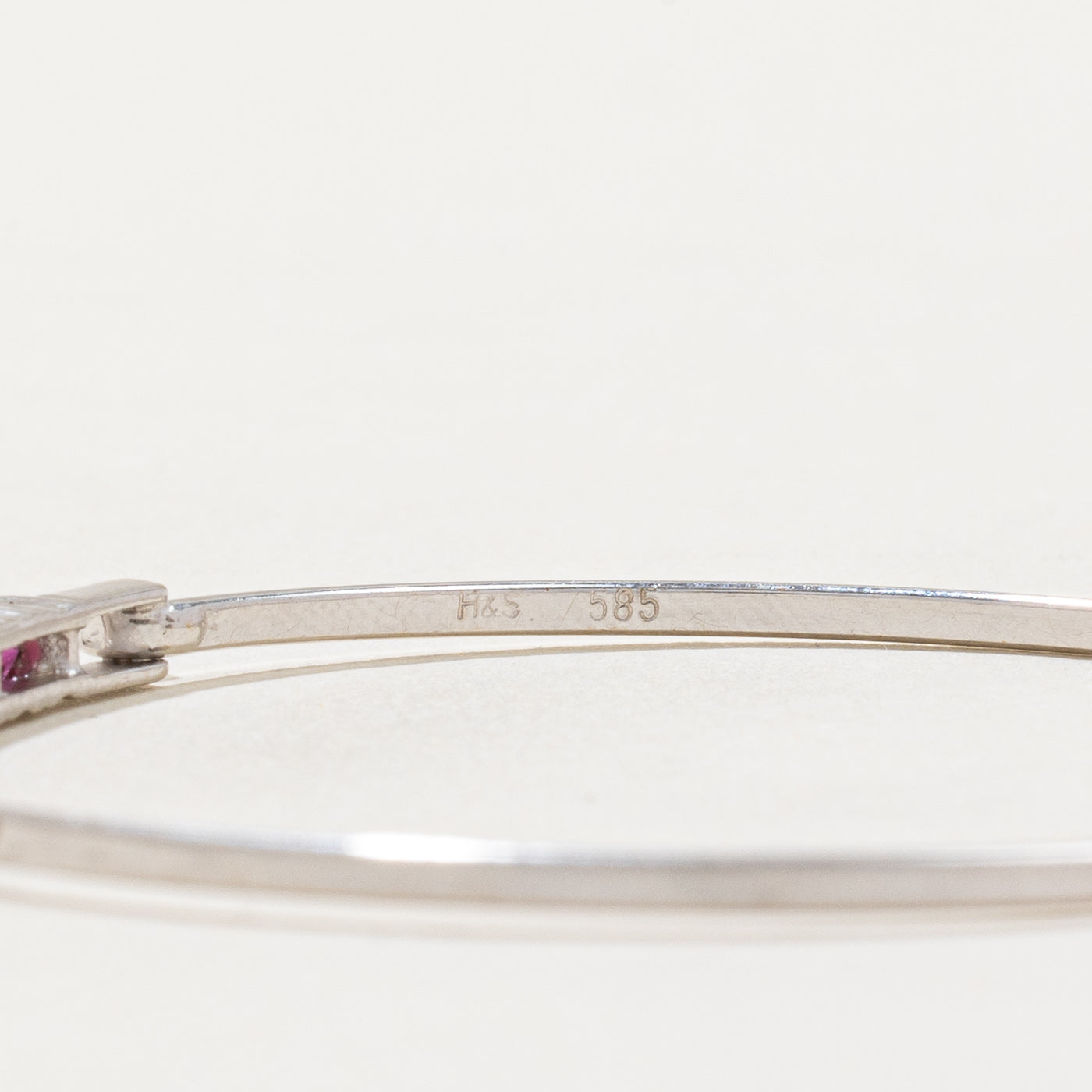 Ruby Bangle | 1.10ctw | 6.5" |