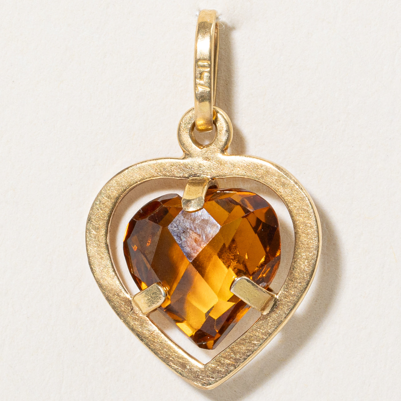 Pendentif en citrine taille cœur fantaisie | 5,00 ct |