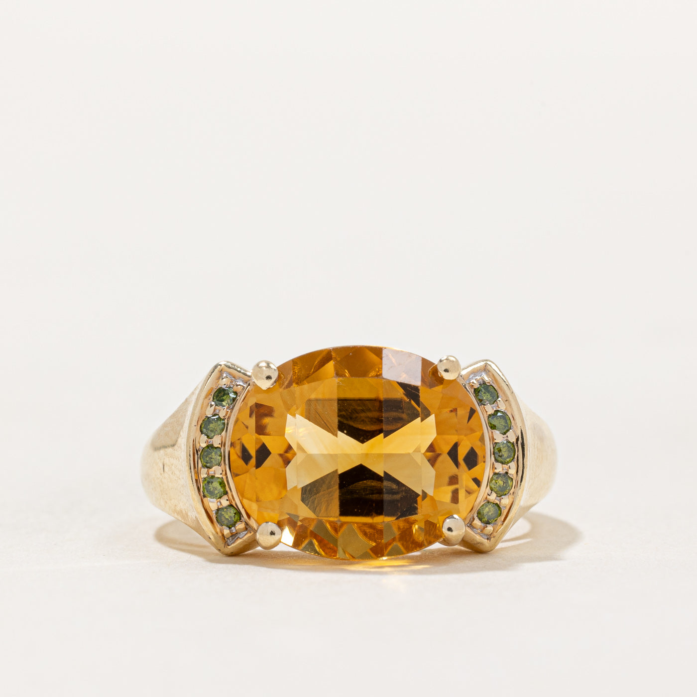 Bague cocktail en citrine et diamant vert | 4,00 ct, 0,05 ct au total | Taille 6,25 |