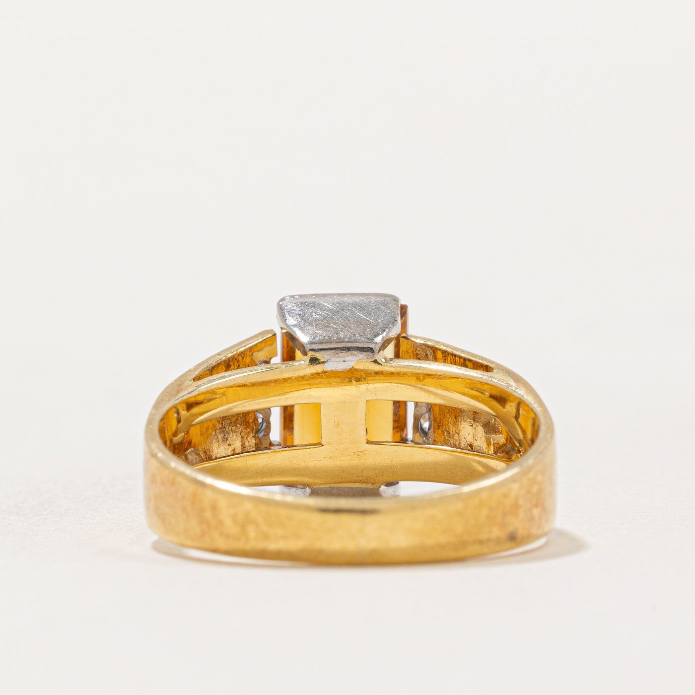 Rectangular Cut Citrine & Diamond Ring | 1.50ct, 0.08ctw | SZ 6.25 |