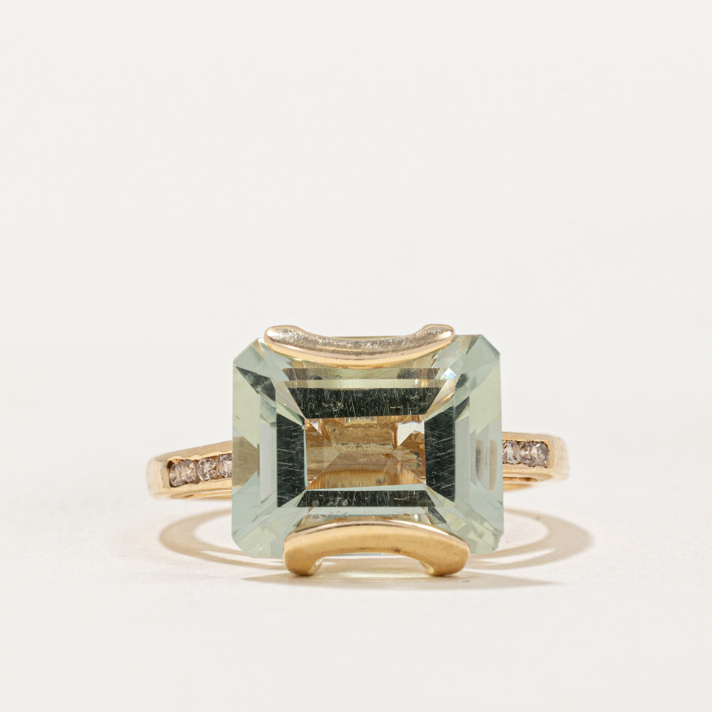 Mint Green Quartz & Diamond Ring | 4.20ct, 0.08ctw | SZ 6 |