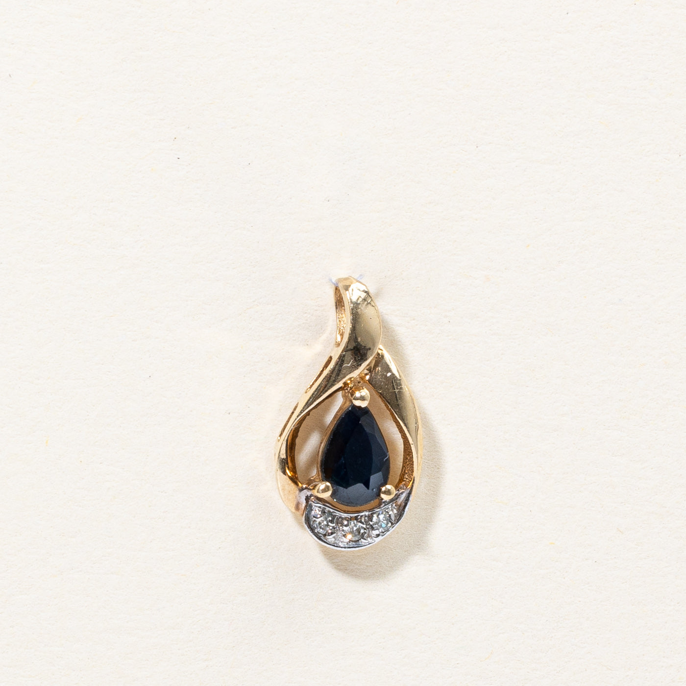 Sapphire & Diamond Pendant | 0.50ct, 0.02ctw |