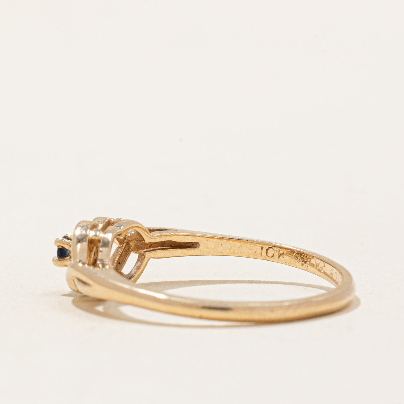 Sapphire Ring | 0.05ct | SZ 6 |