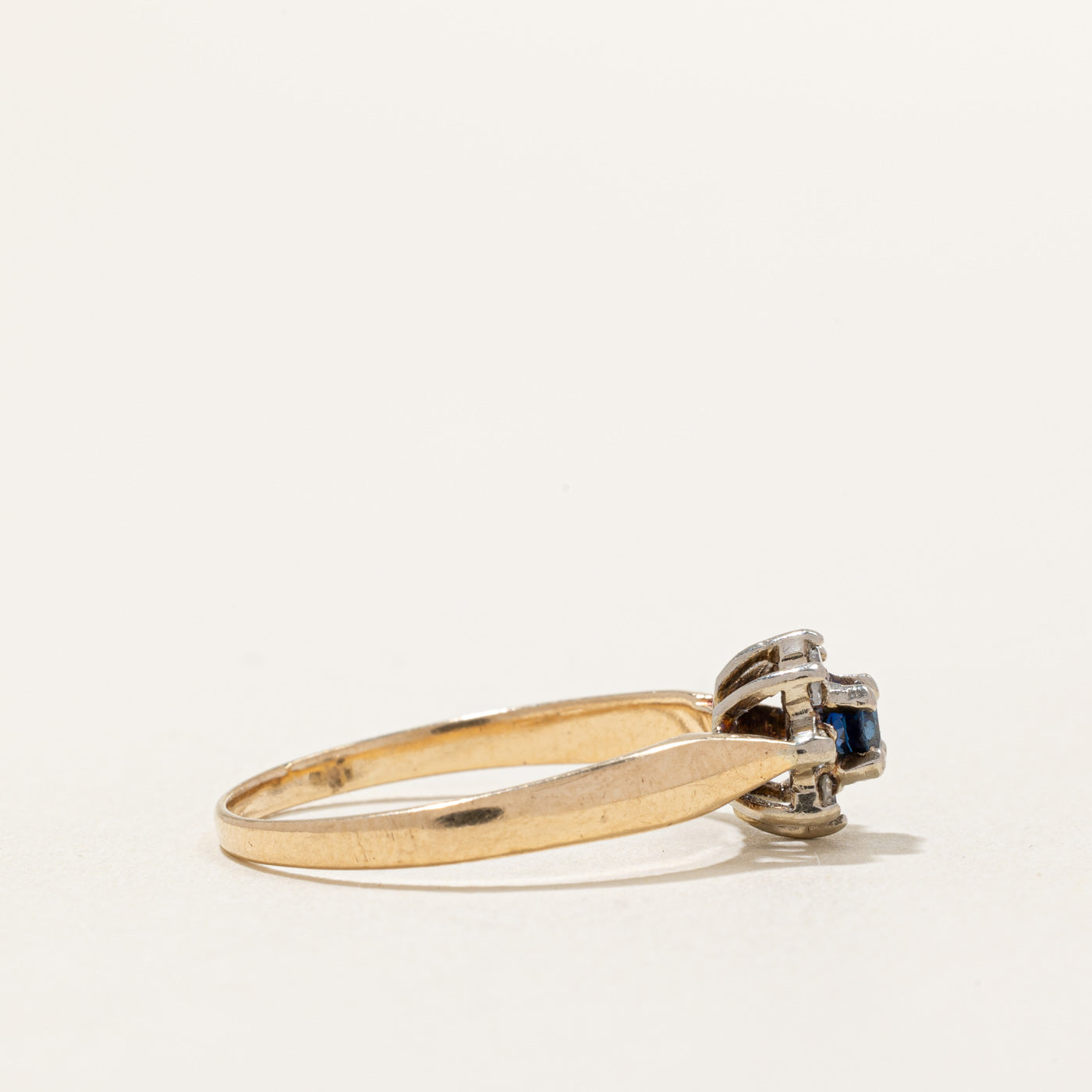 Sapphire & Diamond Halo Ring | 0.16ct, 0.12ctw | SZ 8.25 |