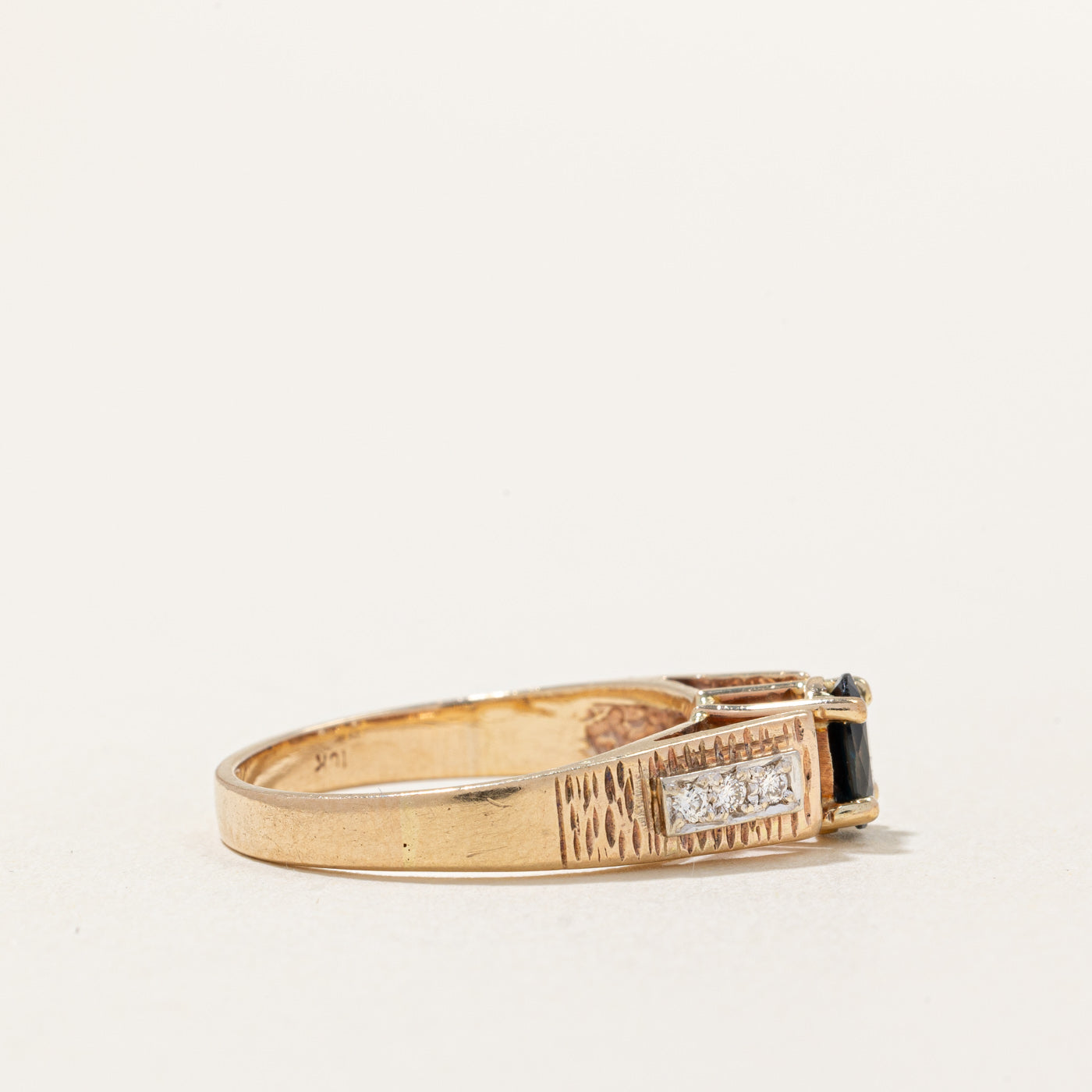 Sapphire & Diamond Ring | 0.50ct, 0.09ctw | SZ 7 |