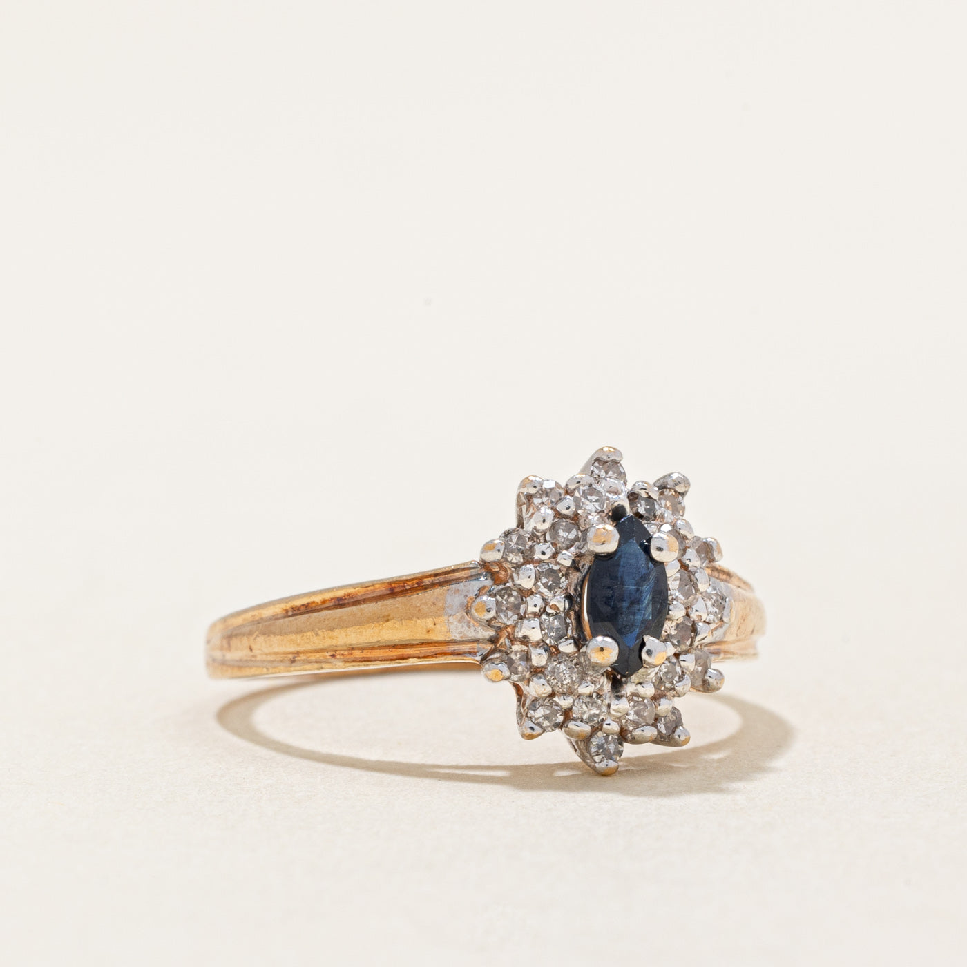 Diamond Halo & Sapphire Ring | 0.18ctw, 0.15ct | SZ 5.75 |