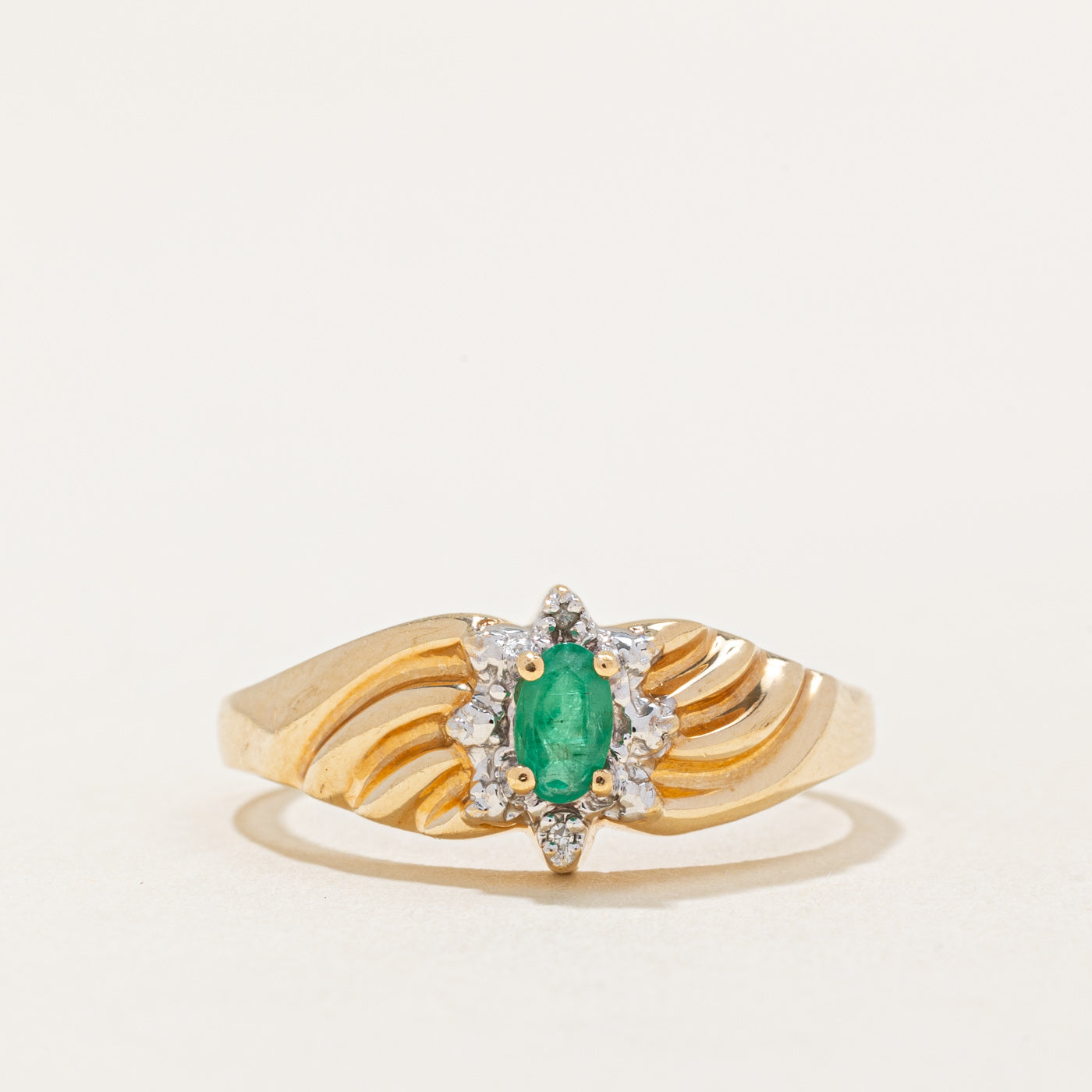 Emerald & Diamond Ring | 0.17ct, 0.01ctw | SZ 8.75 |