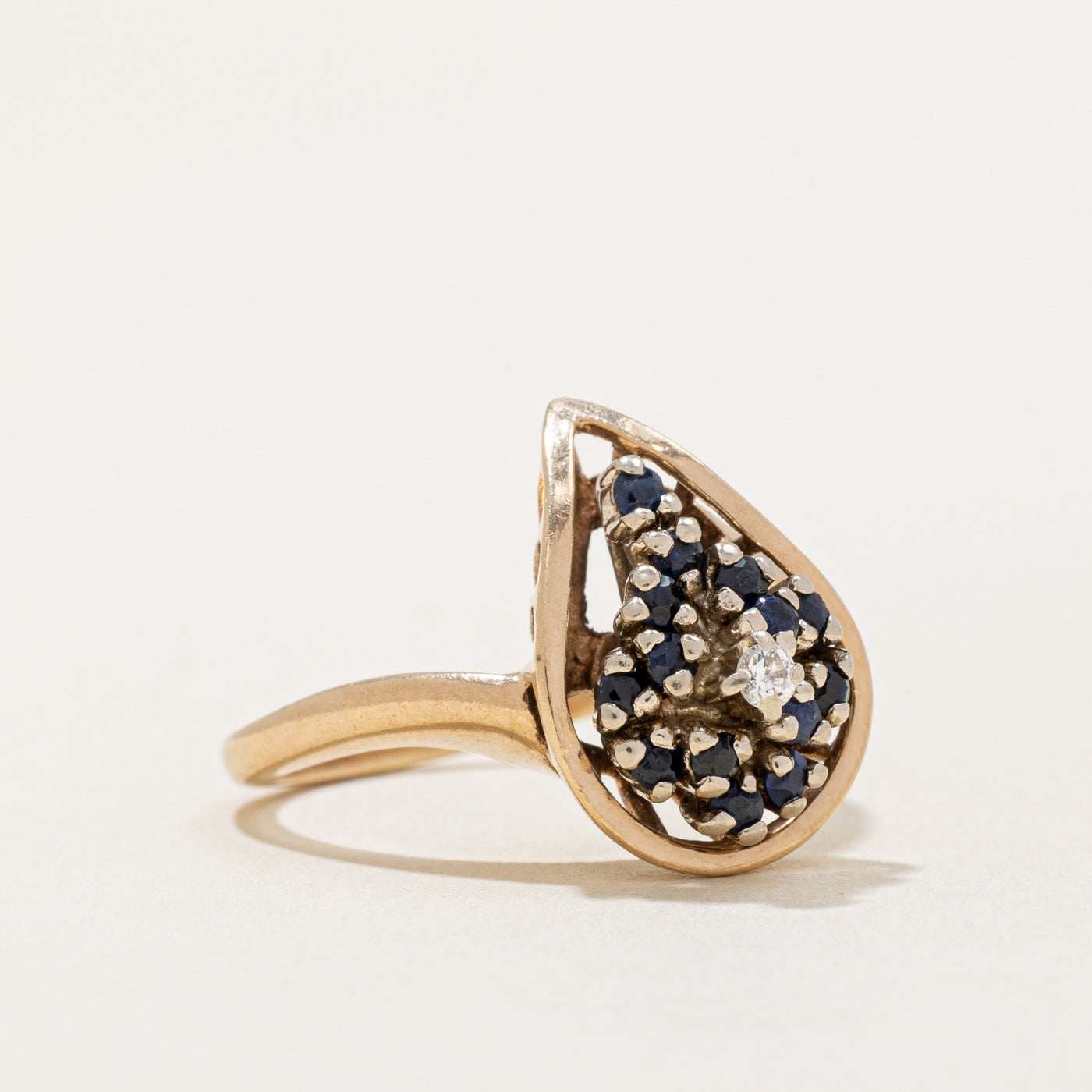 Sapphire & Diamond Cocktail Ring | 0.44ctw, 0.04ctw | SZ 7.5 |