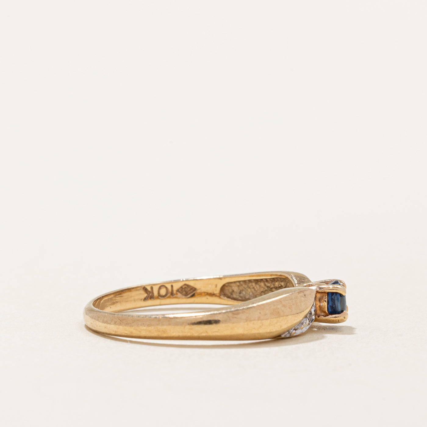 Sapphire & Diamond Ring | 0.18ct, 0.02ctw | SZ 7 |