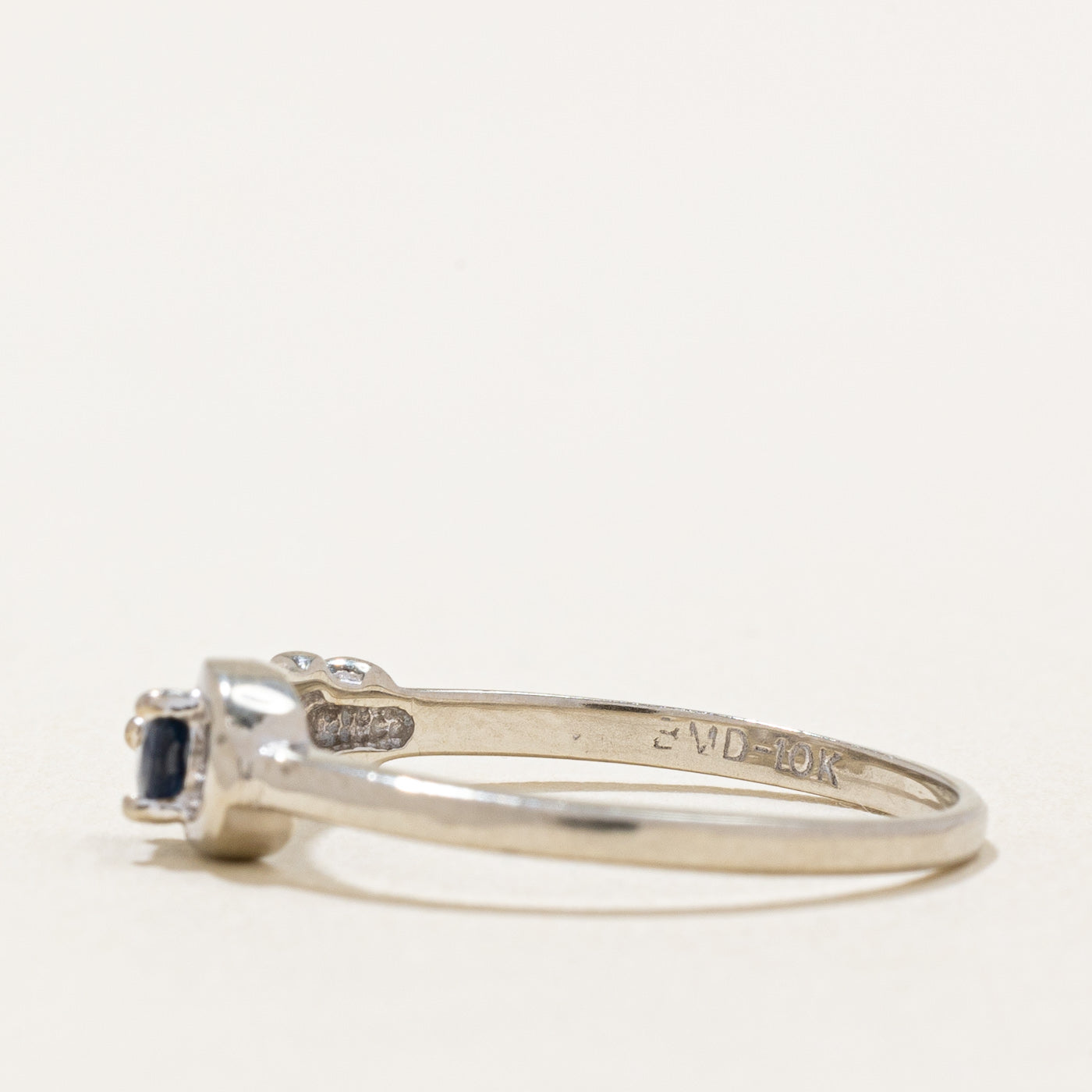 Sapphire Buckle Ring | 0.15ct | SZ 6.75 |