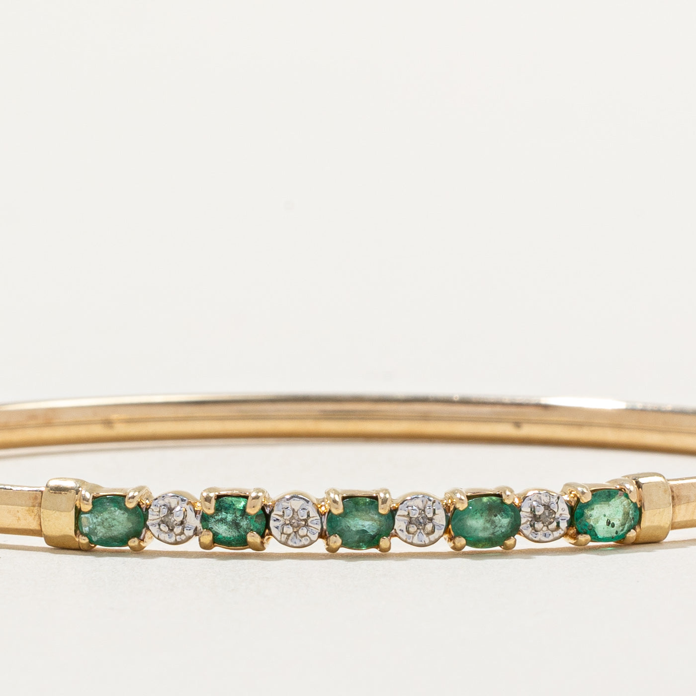 Emerald & Diamond Bracelet | 0.60ctw, 0.02ctw | 7" |