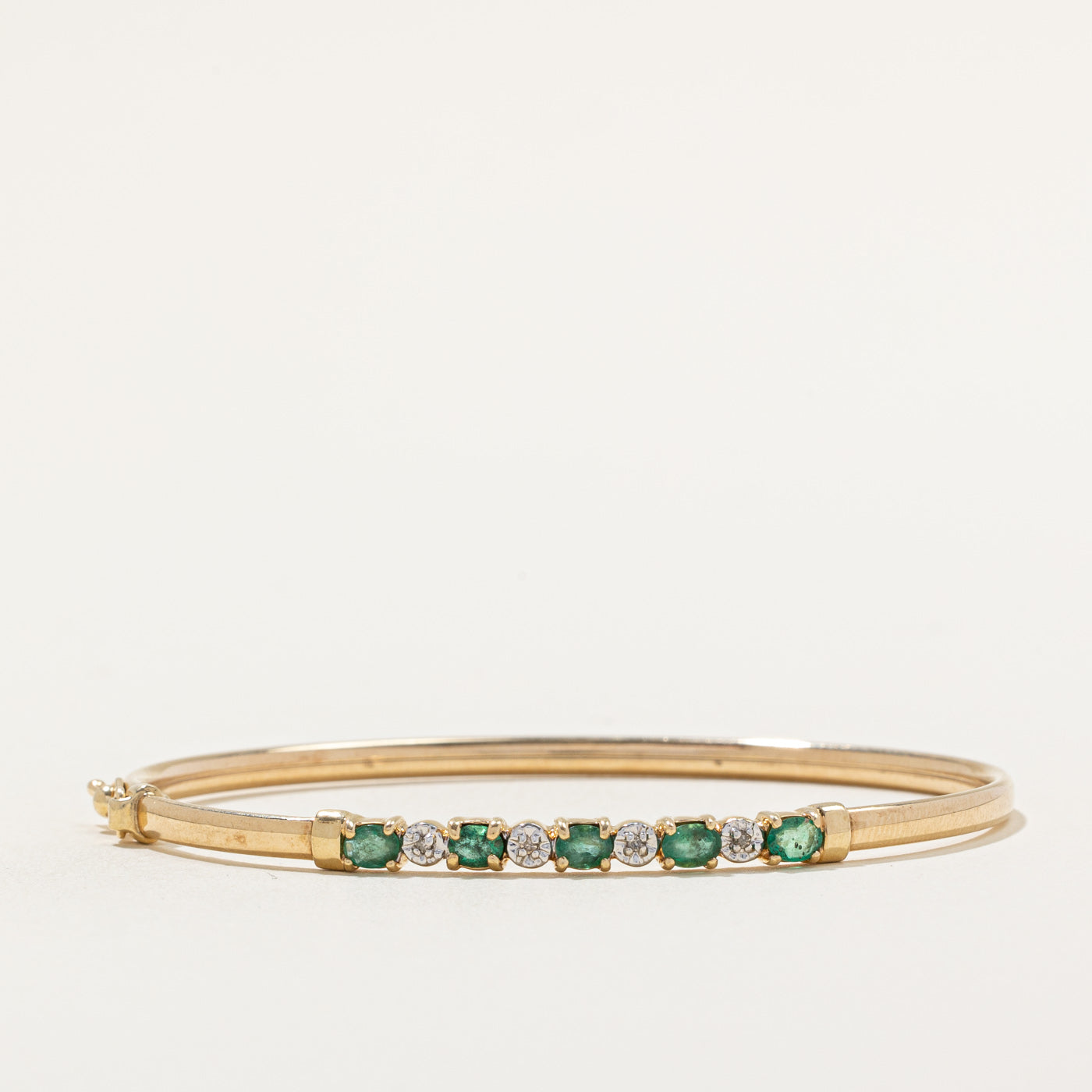 Emerald & Diamond Bracelet | 0.60ctw, 0.02ctw | 7" |