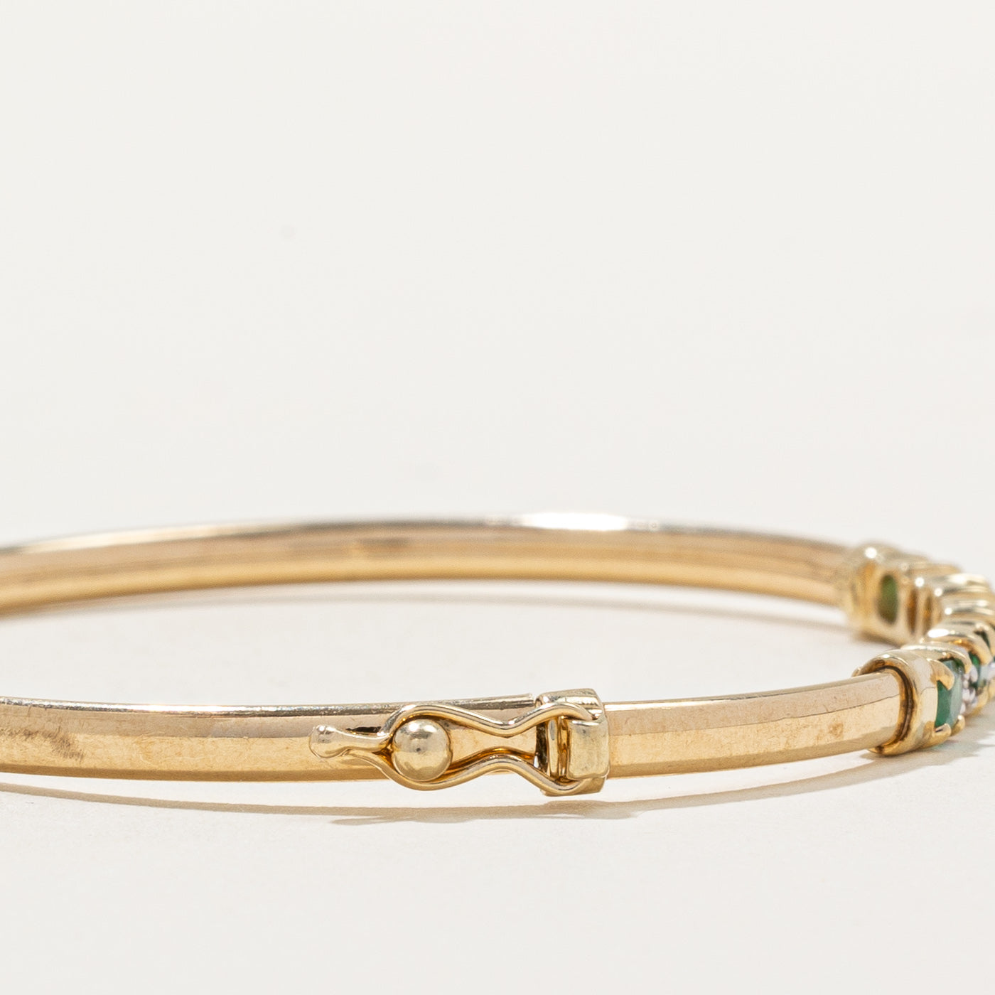 Emerald & Diamond Bracelet | 0.60ctw, 0.02ctw | 7" |