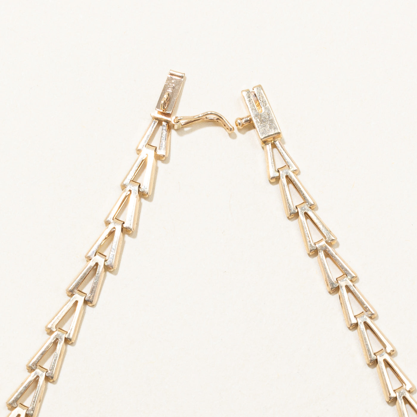 Amethyst & Diamond Bracelet | 0.75ctw, 0.02ctw | 8.25" |
