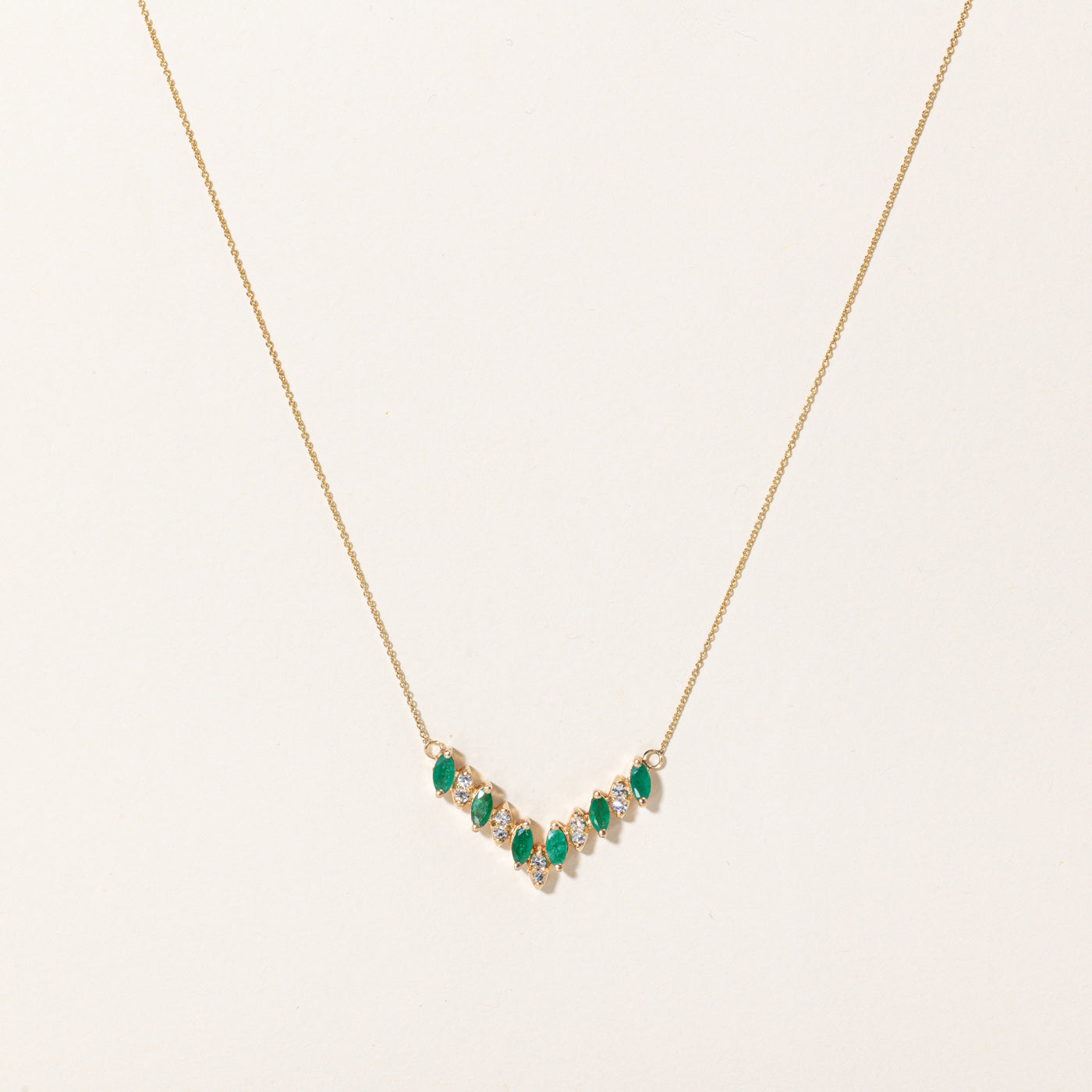 Emerald & Diamond Pendant Necklace | 0.51ctw, 0.20ctw | 17" |