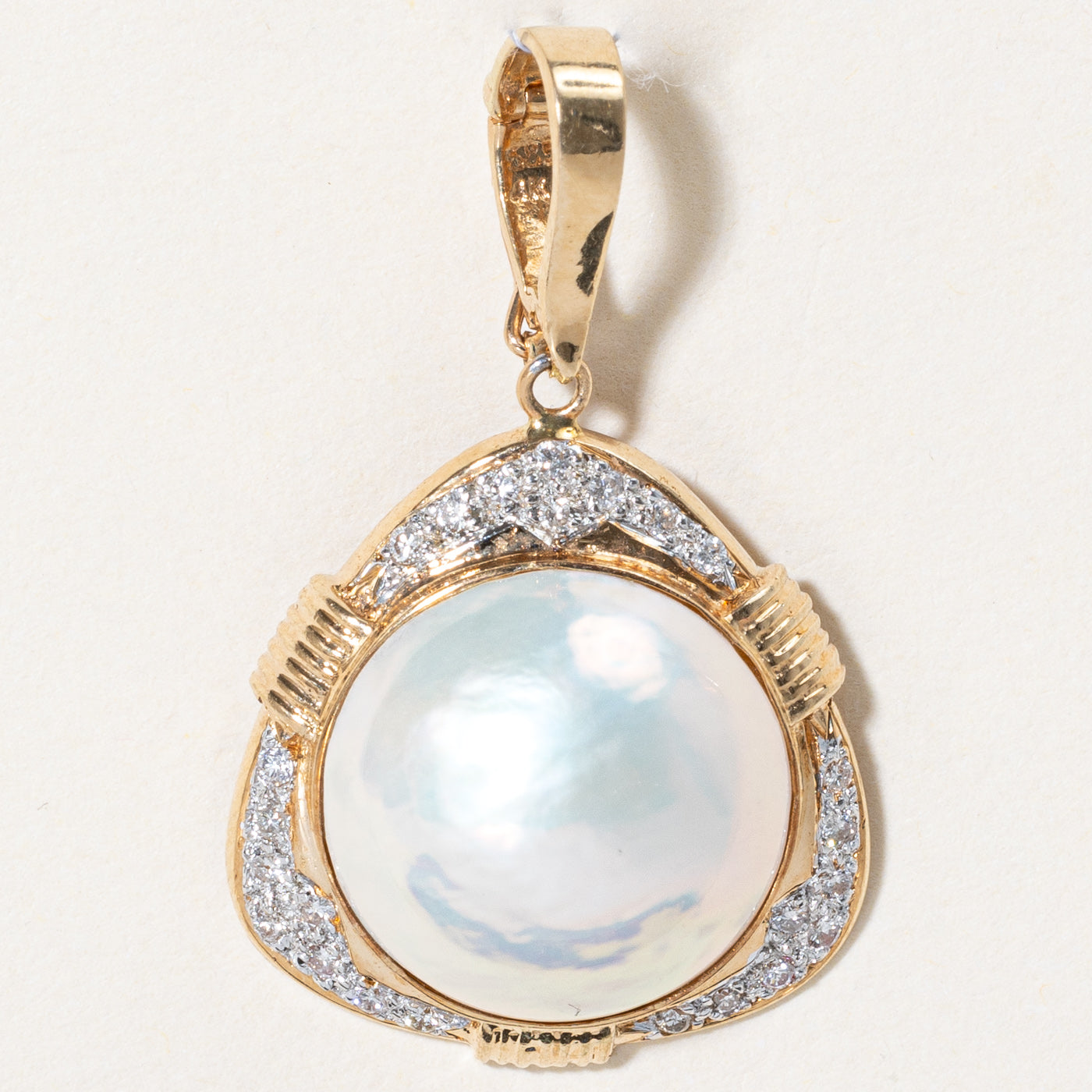 Mabe Pearl & Diamond Pendant | 0.12ctw |